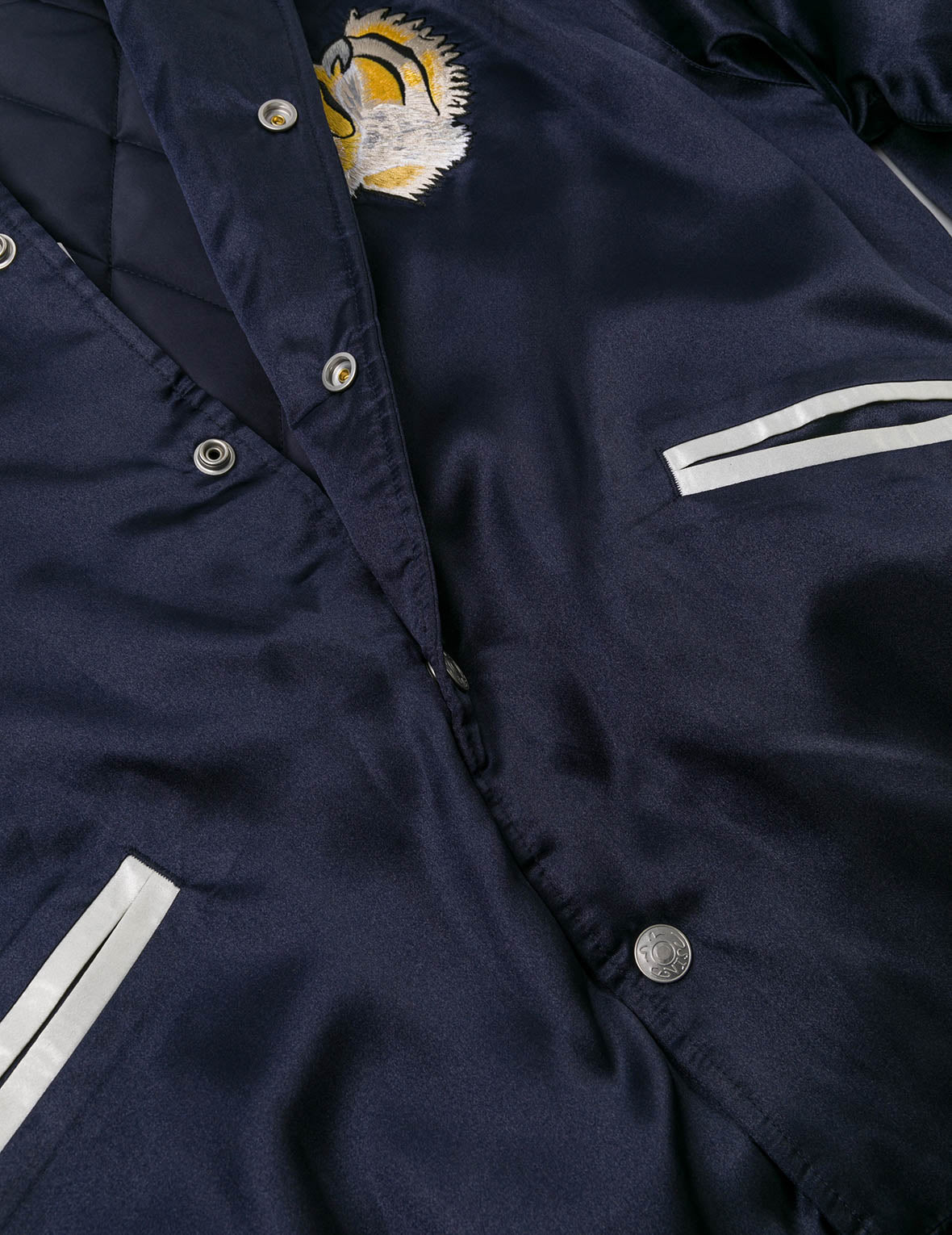 EVISUアーカイブ刺繍レギュラーフィットパッドスカジャン