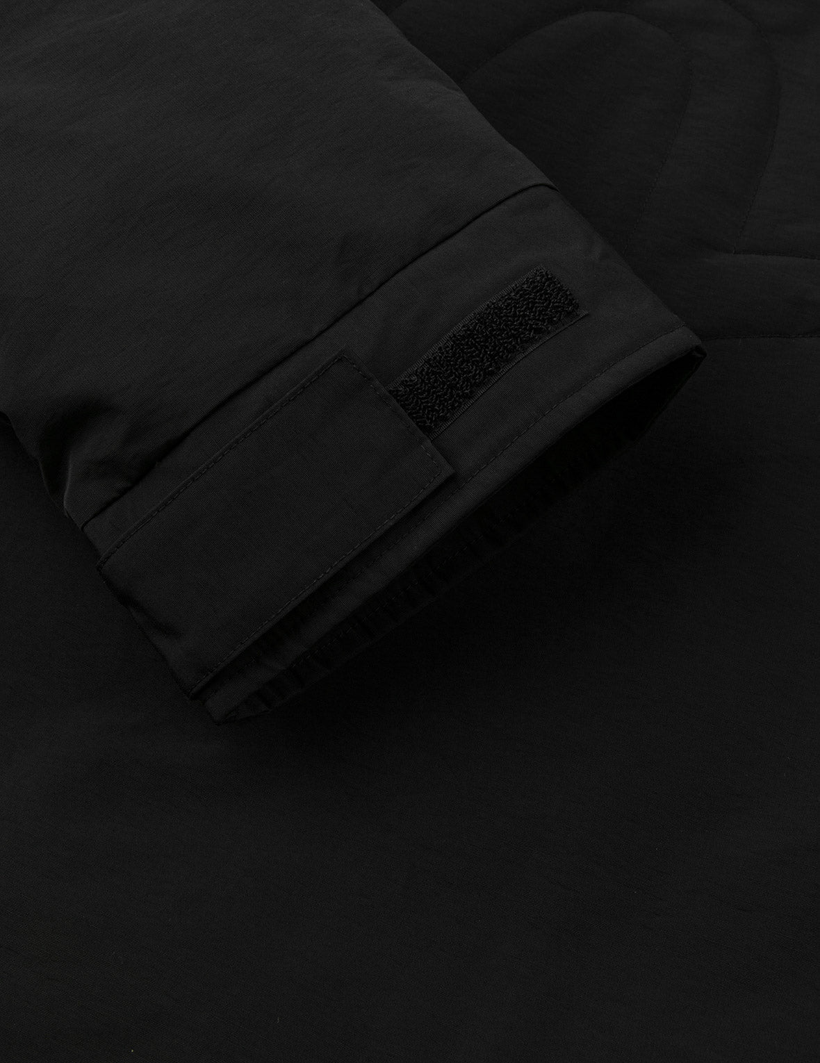 カモメ刺繍 レギュラーフィット 防水ダウンジャケット