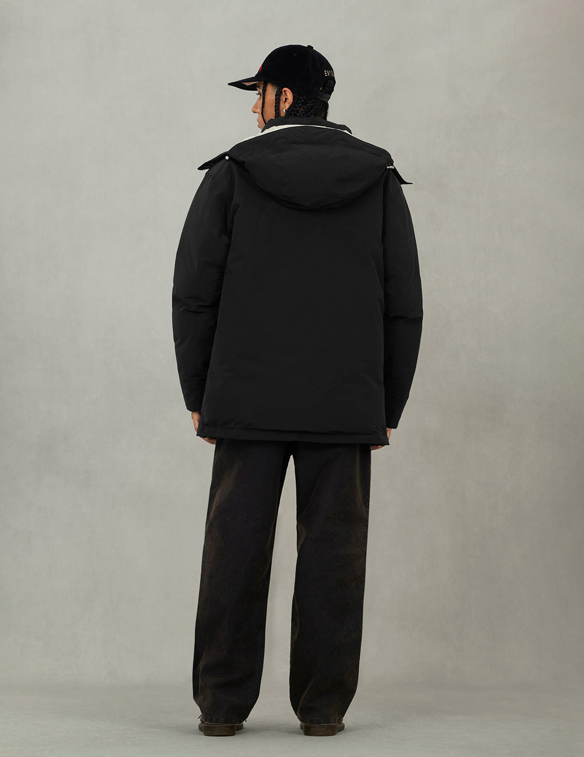 カモメ刺繍 レギュラーフィット 防水ダウンジャケット