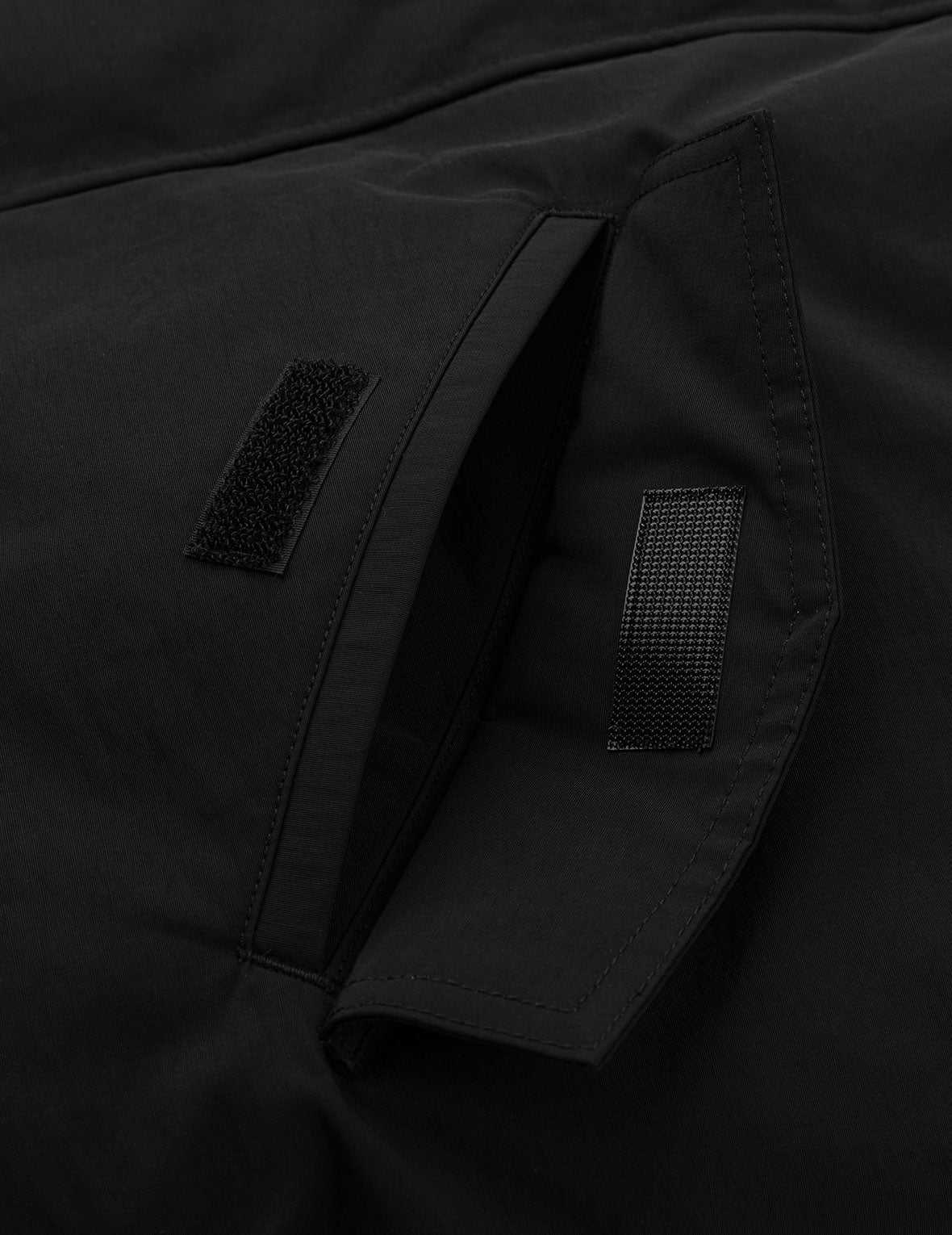 カモメ刺繍 レギュラーフィット 防水ダウンジャケット