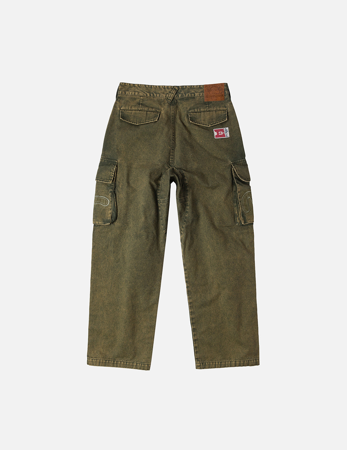 ディストレスドカモメアップリケ刺繍とマルチポケット ルーズフィット カーゴパンツ