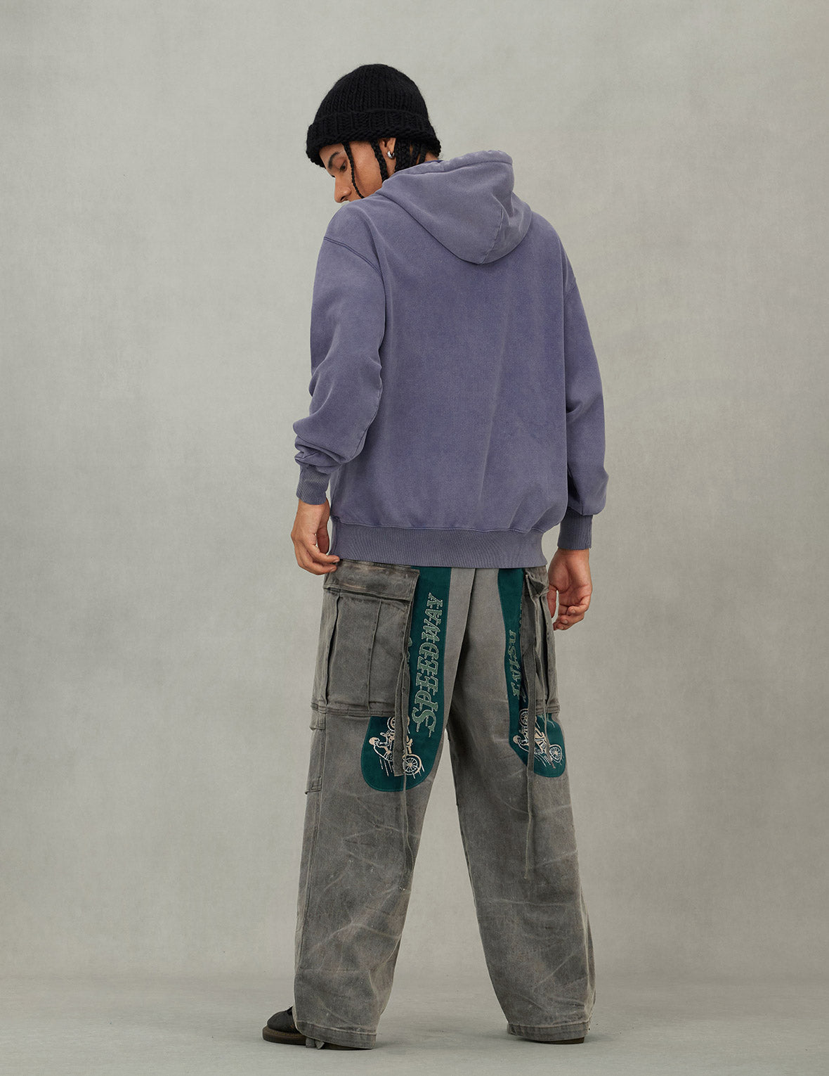 ヘビーウォッシュ大黒刺繍レギュラーフィットフーディ