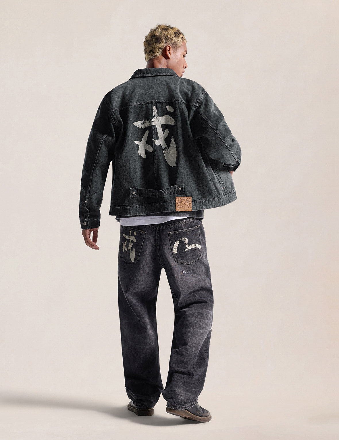 漢字「戎」ダメージデニム トラッカージャケット