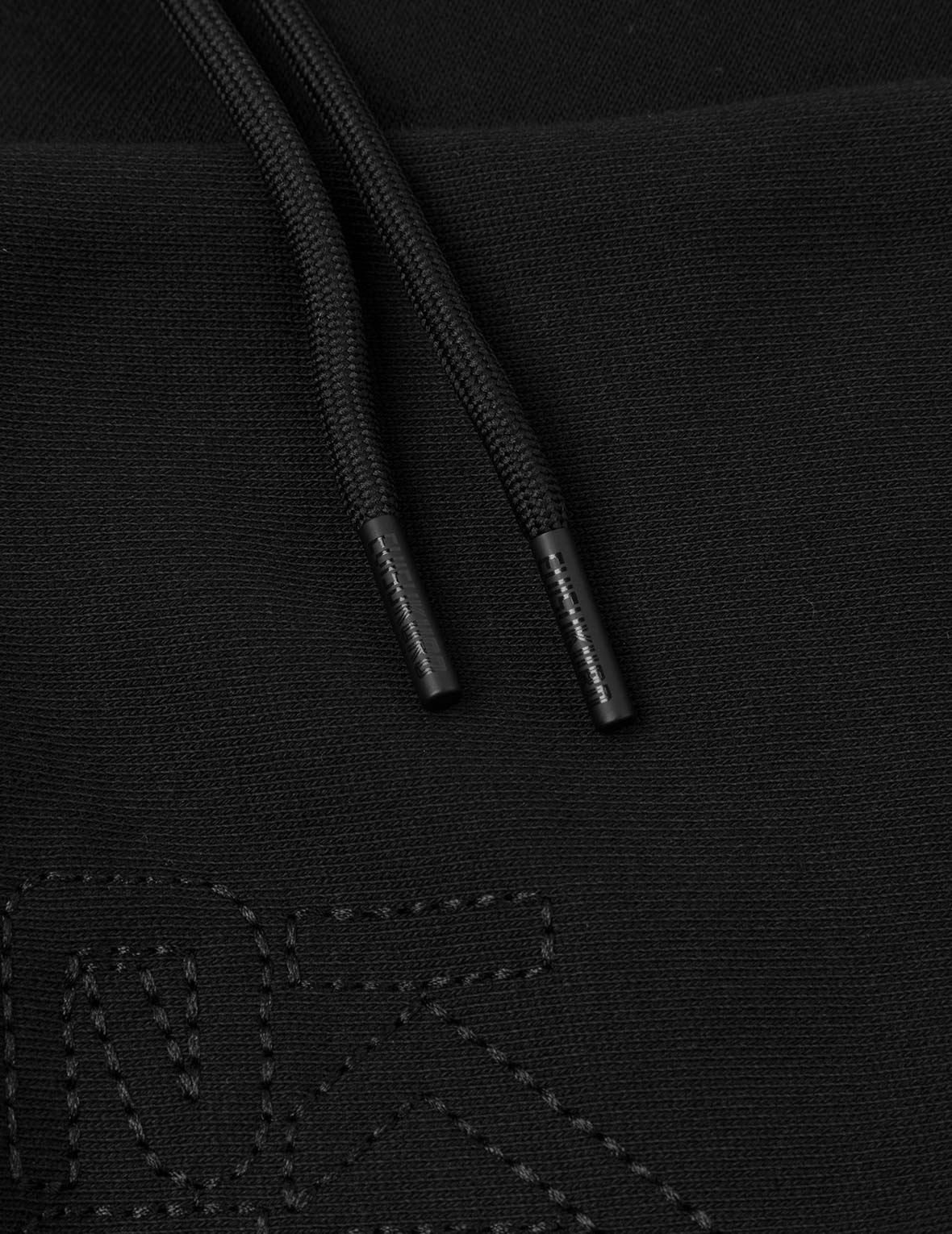 オールオーバーロゴレギュラーフィットキルティングフーディ