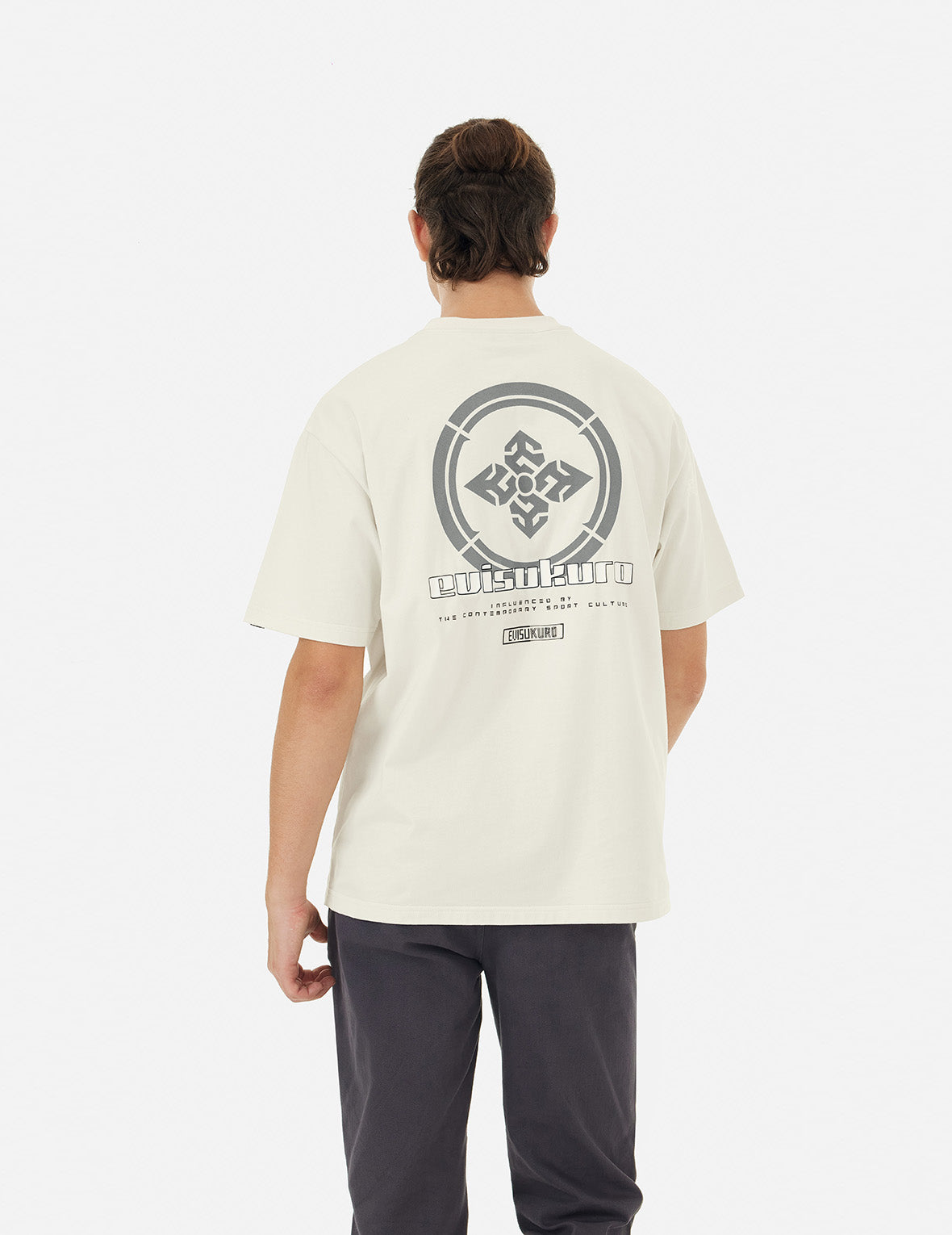 マルチロゴと割れたガラス効果プリントレギュラーフィットTシャツ