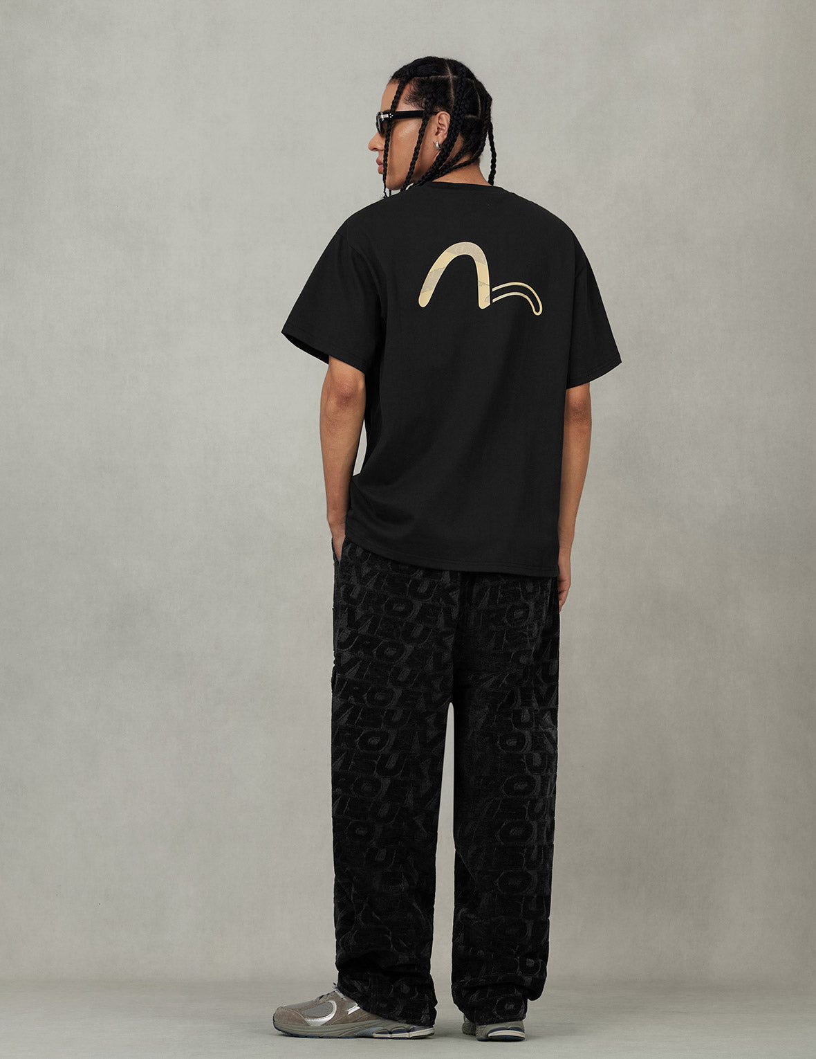 EVISUKURO and Contrasting Seagull Print Relax Fit T-shirt