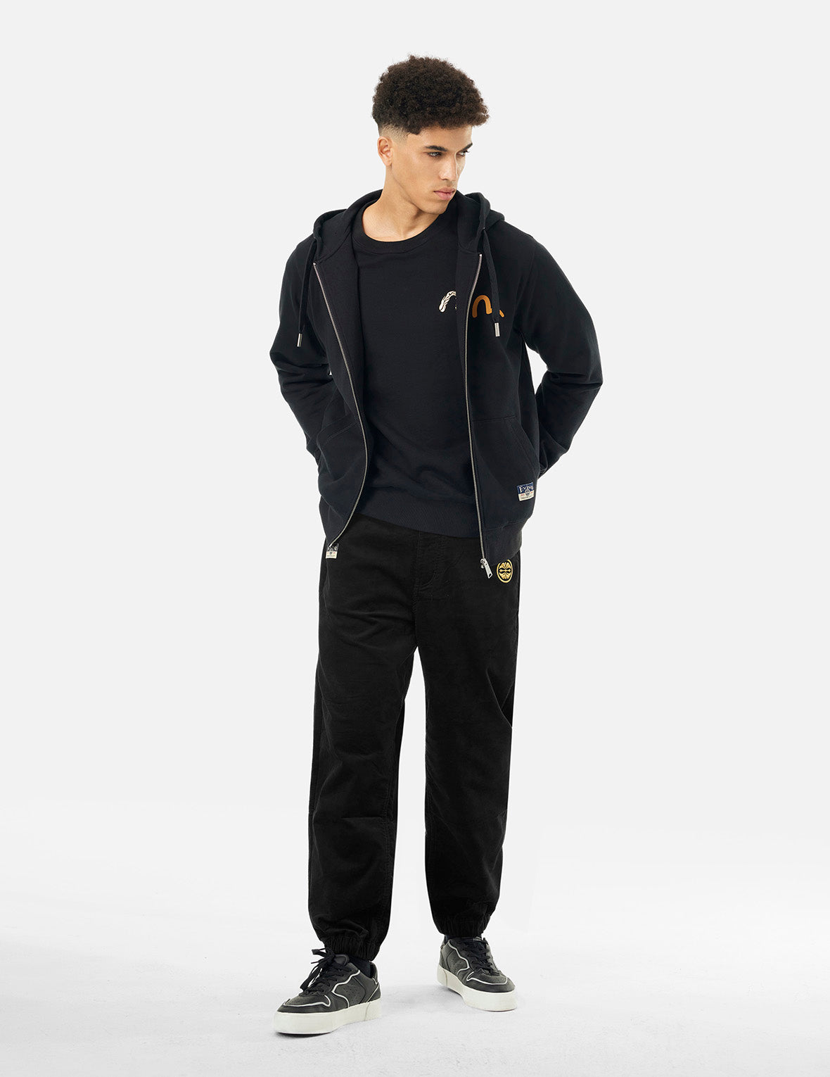 仏頭とカモメブロケードアプリケストレートフィットジョガーズ