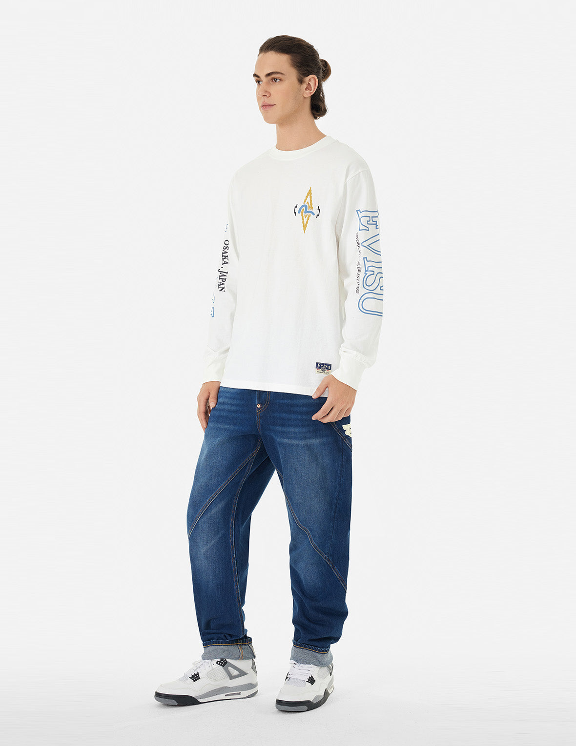 だるまとロゴプリントファッションフィット長袖Tシャツ