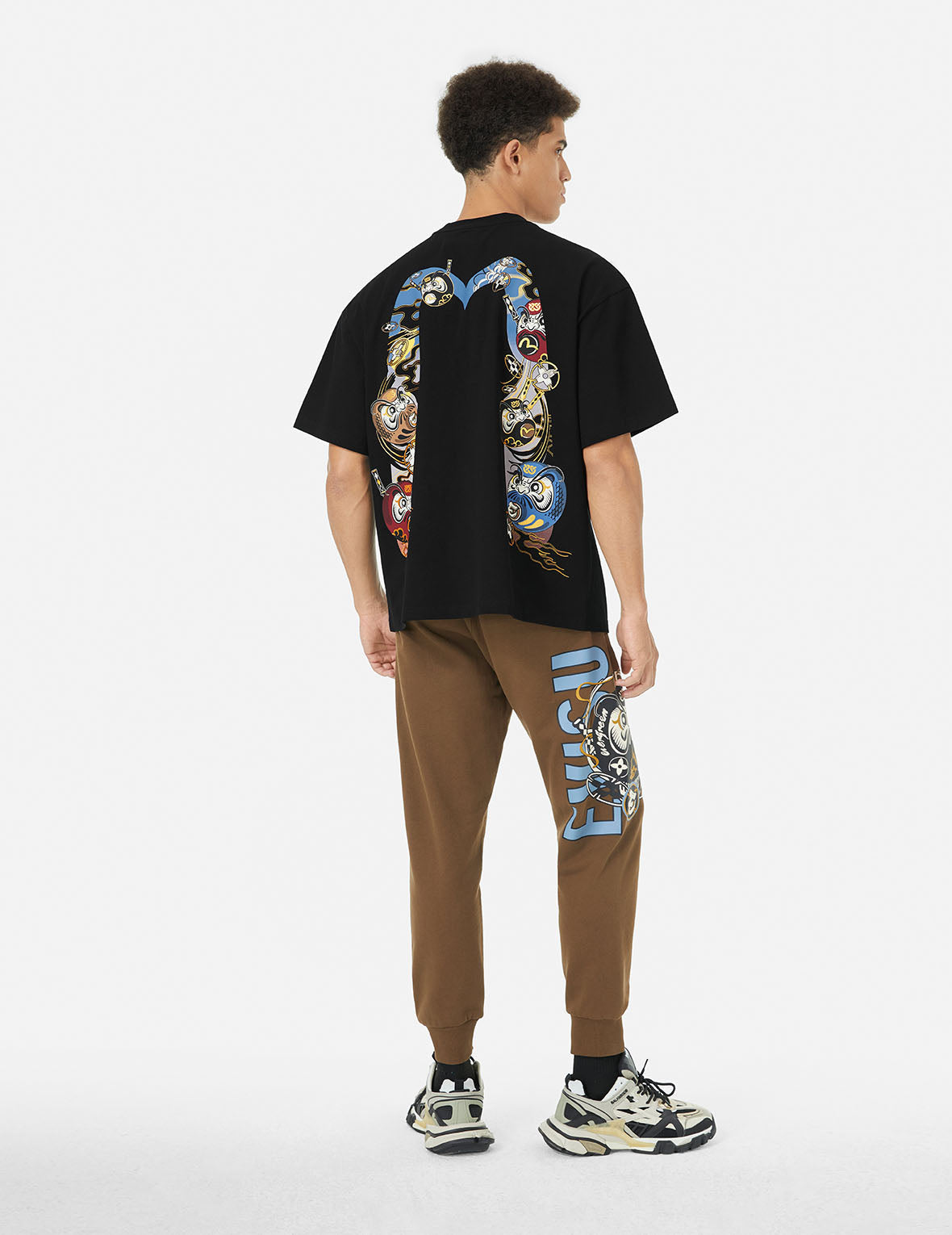 ロゴと忍者だるま大黒プリントルーズフィットTシャツ