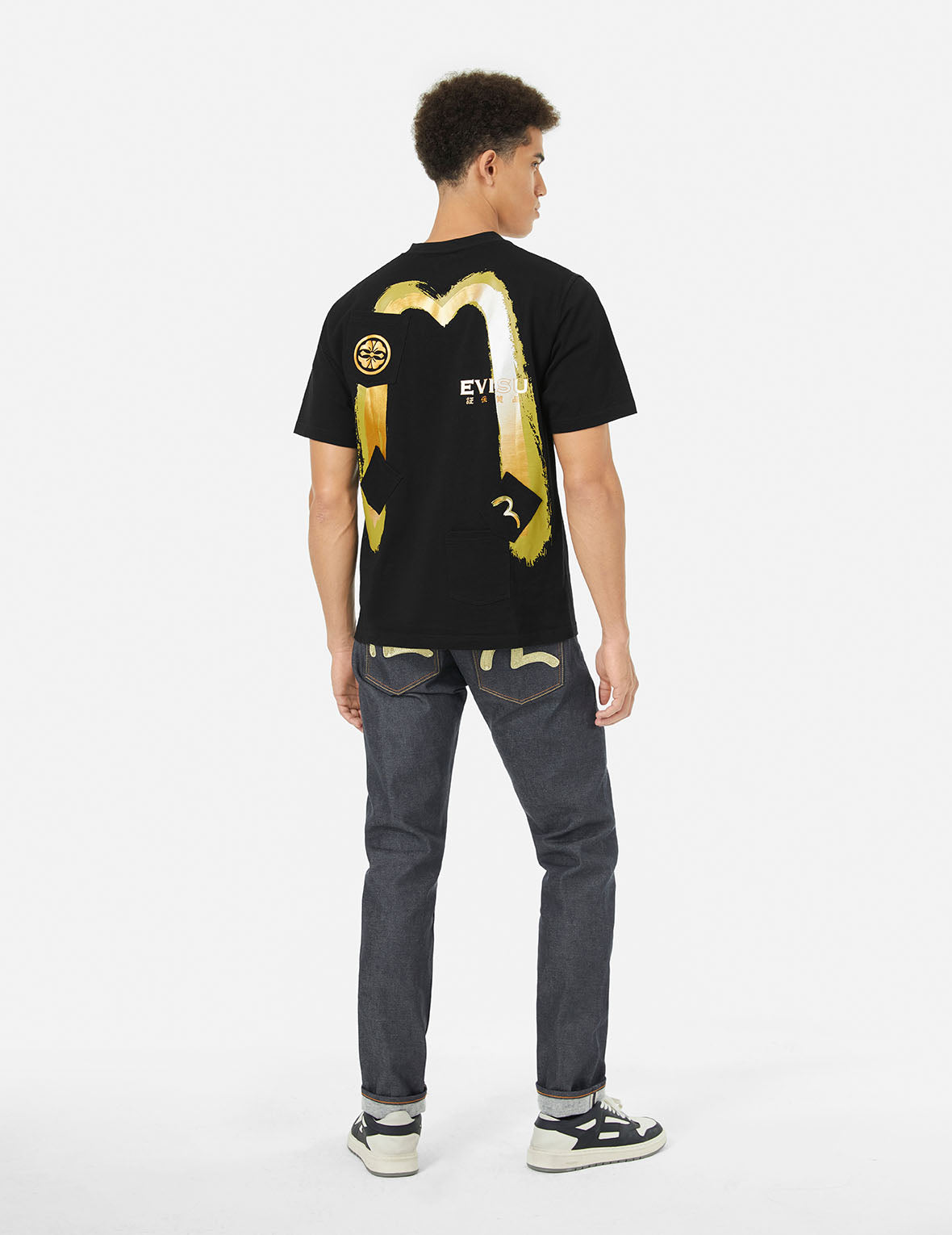 マルチポケットプリントとカモメブラシストローク大黒プリントレギュラーフィットTシャツ