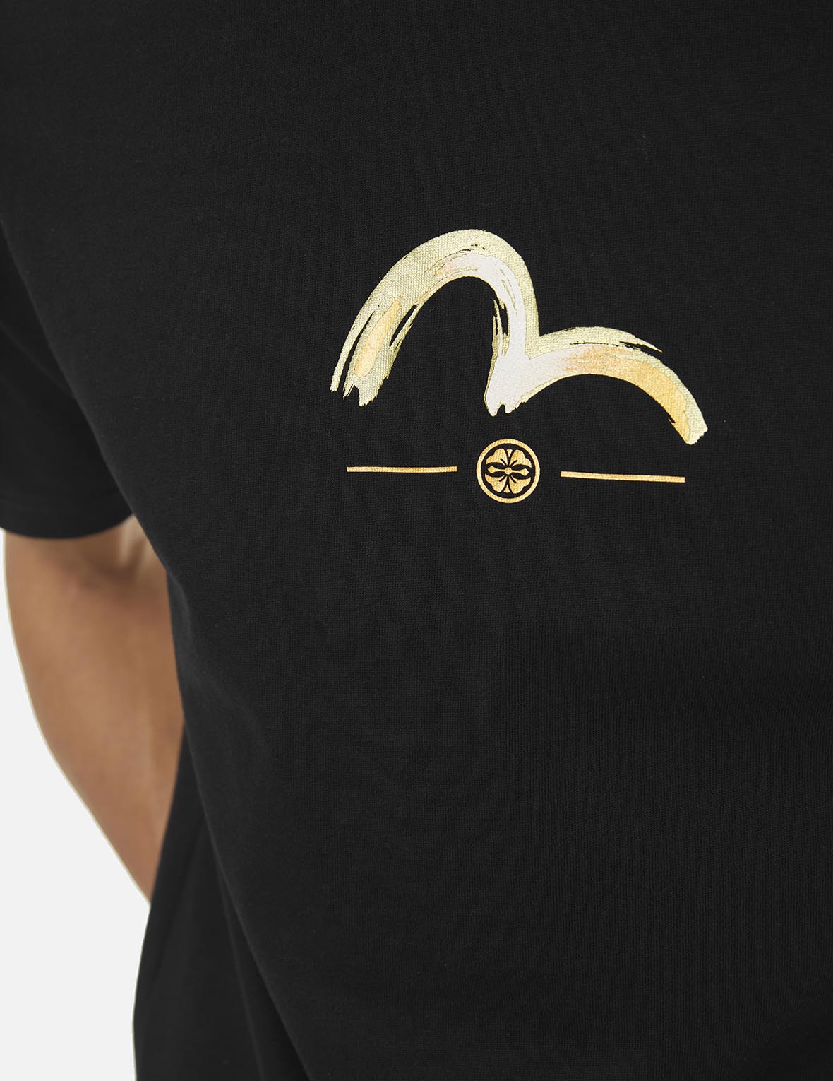 マルチポケットプリントとカモメブラシストローク大黒プリントレギュラーフィットTシャツ