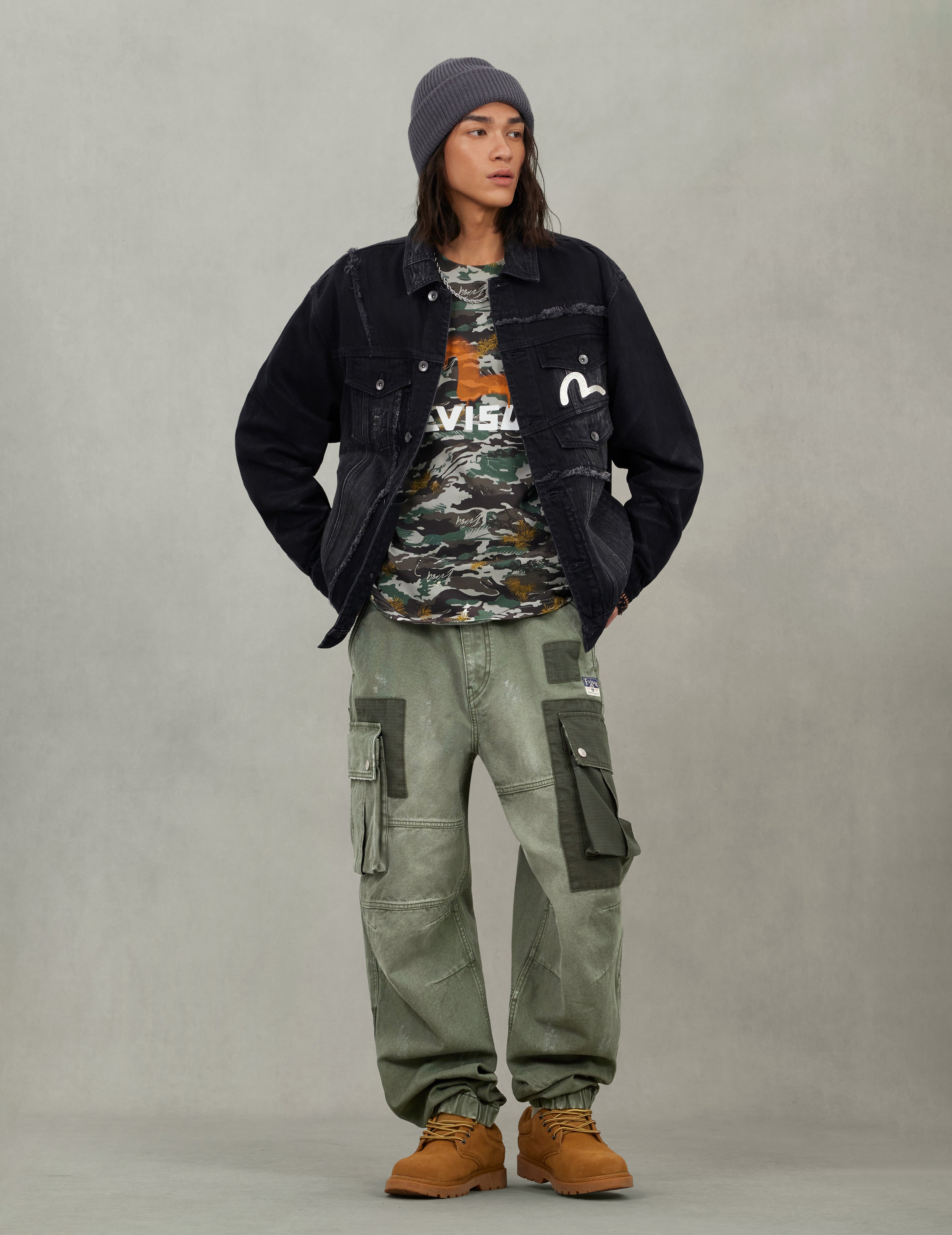 Multi-Pocket Relax Fit Washed Denim Jacket