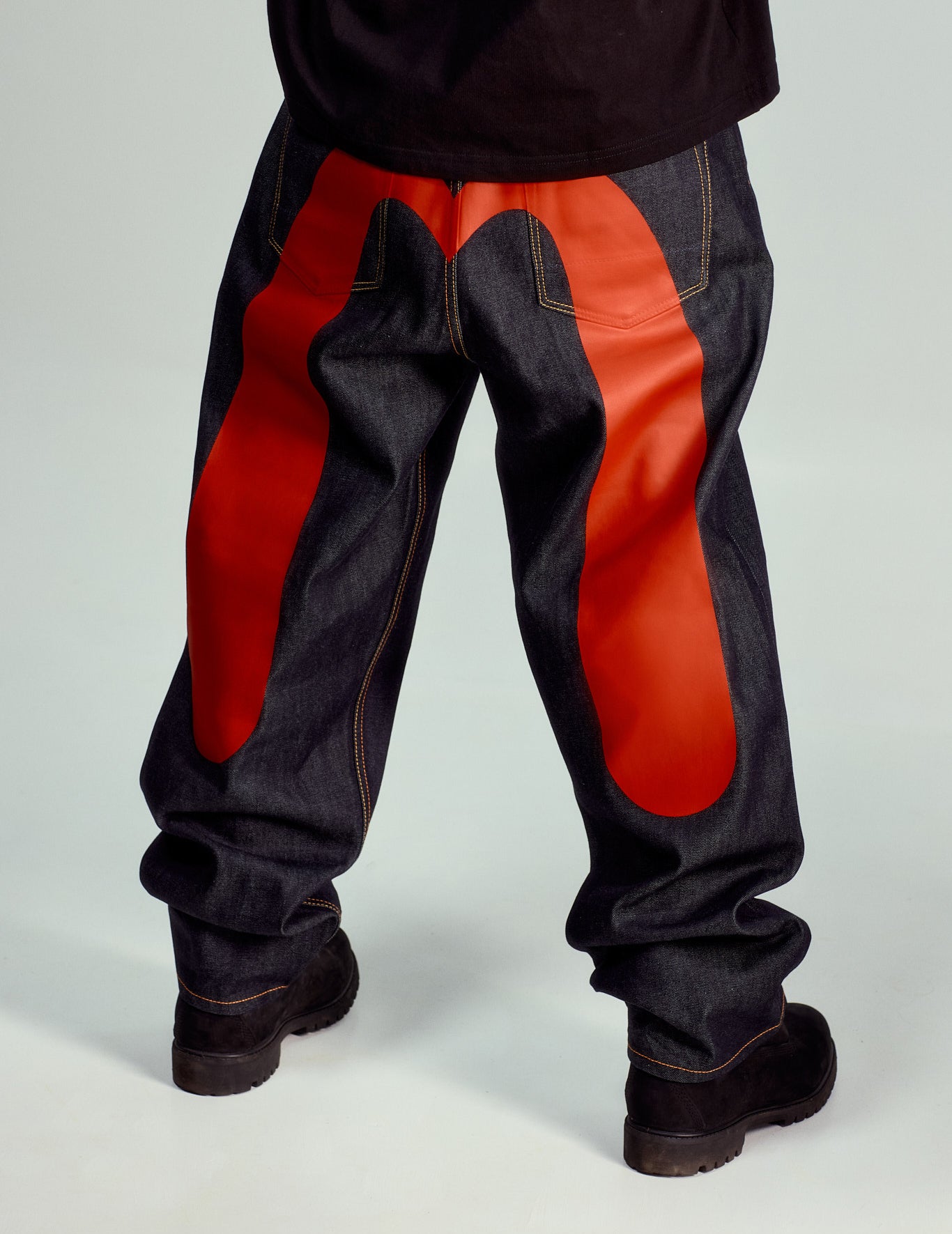 レッド大黒プリント ルーズフィット ジーンズ #2038