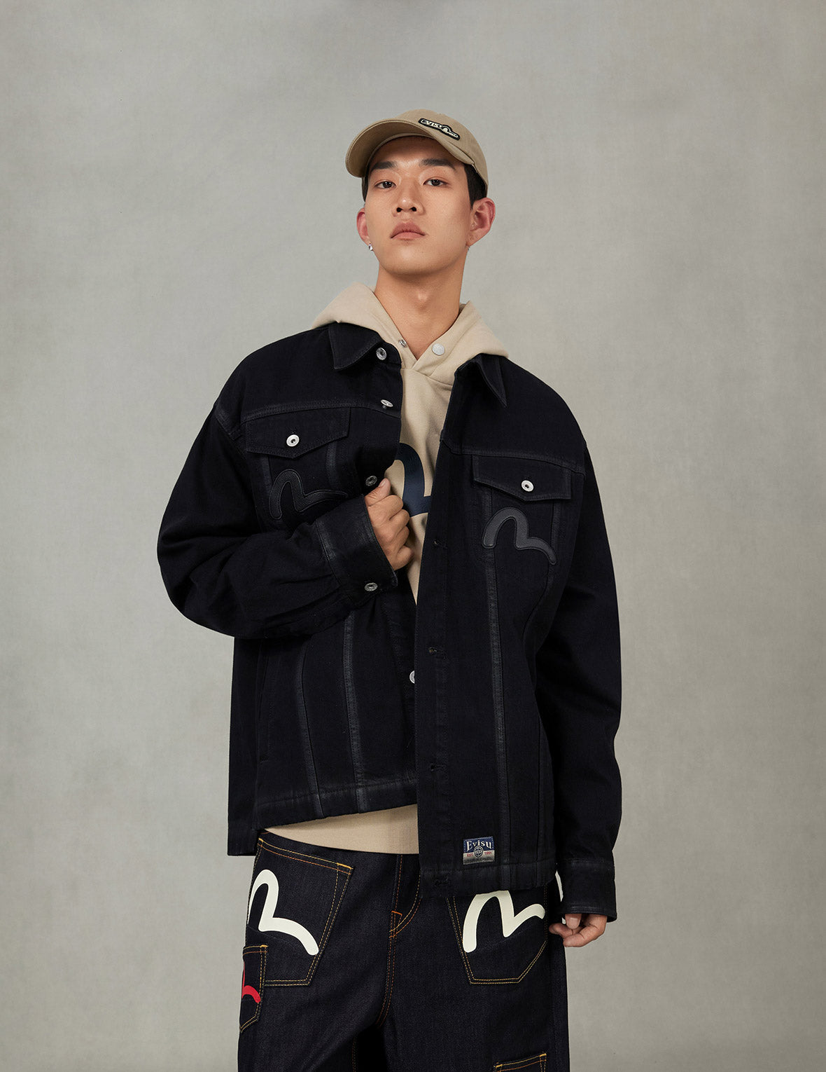 Kamon and Seagull Appliqué Regular Fit Denim Jacket Shirt