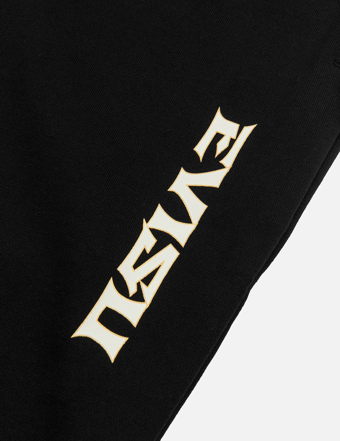 ロゴ刺繍と鶴の恩返し大黒プリント レギュラーフィットスウェットパンツ