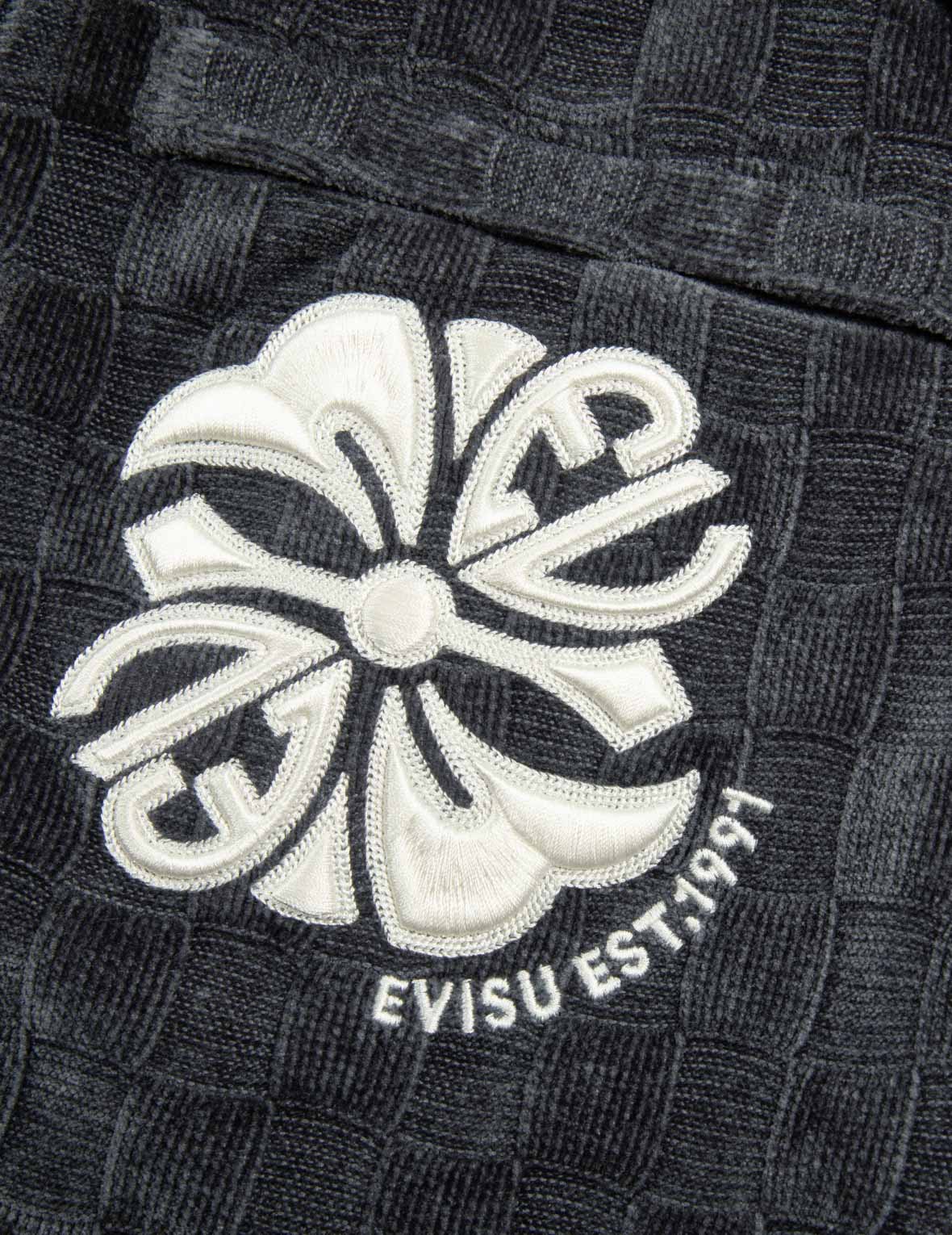 凹凸チェックパターンの家紋刺繍ストレートフィットスウェットパンツ