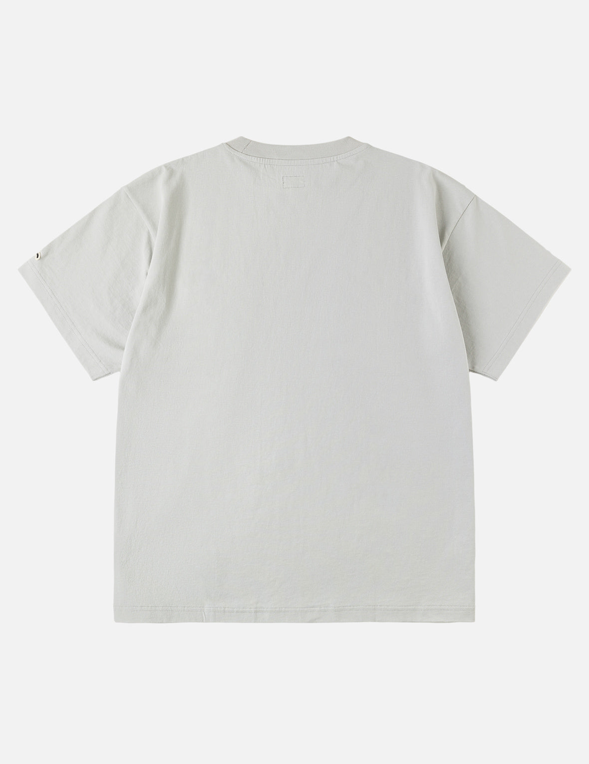 カウボーイハットEとオリジンロゴTシャツ