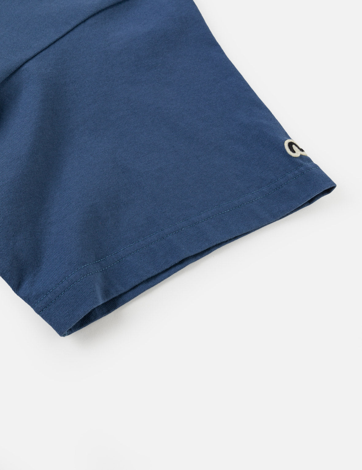 スマイリングハートカモメホースシュー刺繍Tシャツ