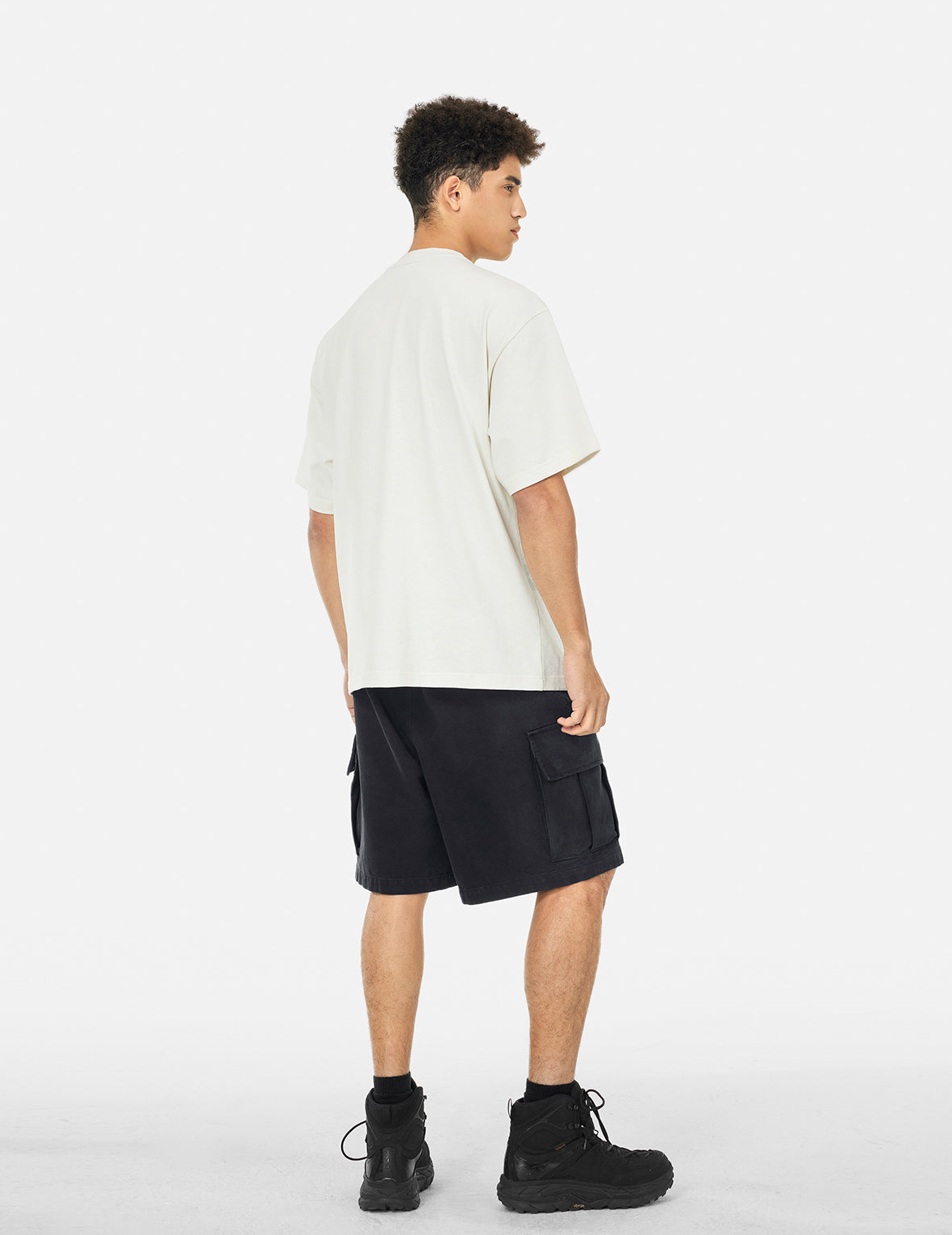 ピグメントダイウォッシュ カモメ刺繍 リラックスフィット ショーツ