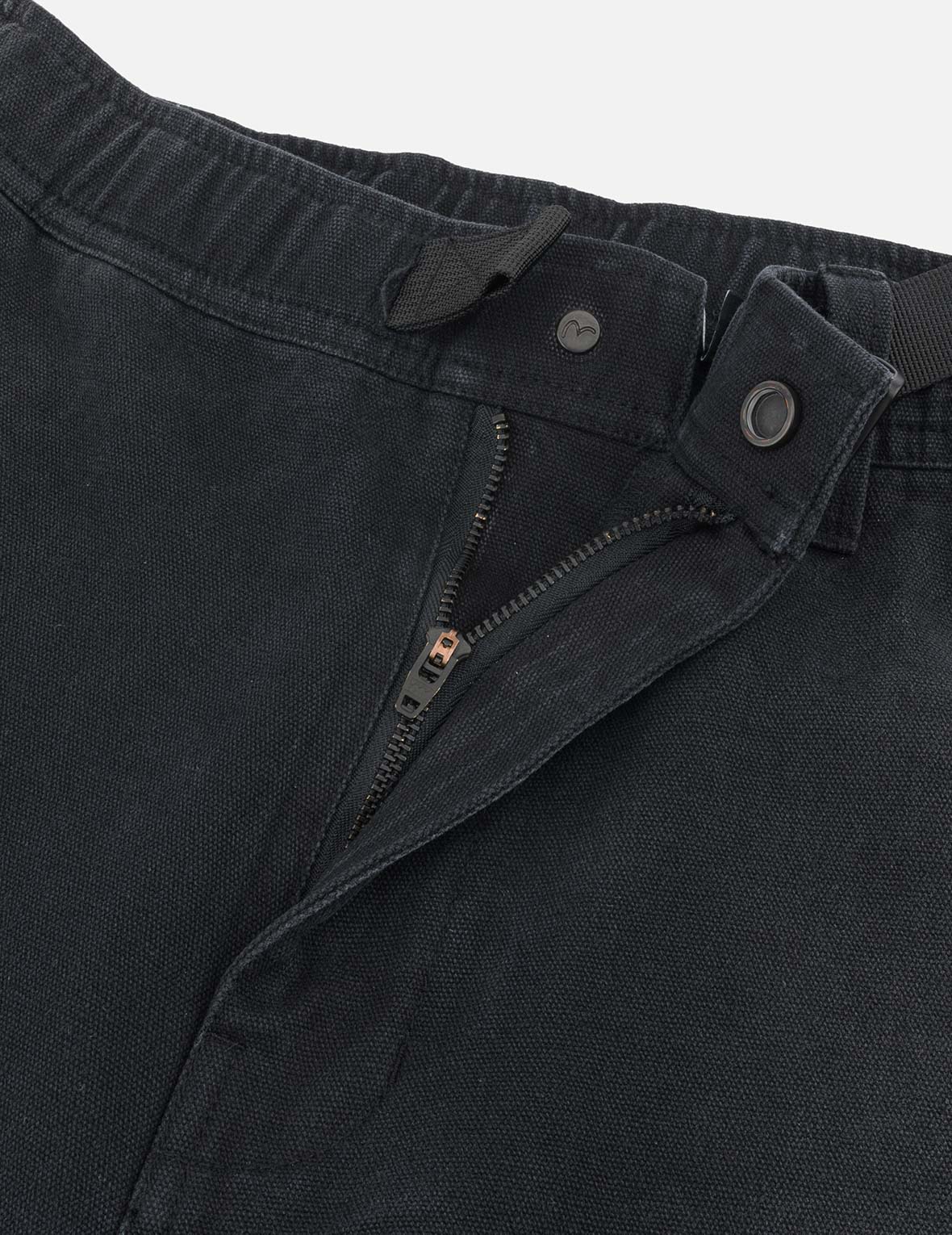 ピグメントダイウォッシュ カモメ刺繍 リラックスフィット ショーツ