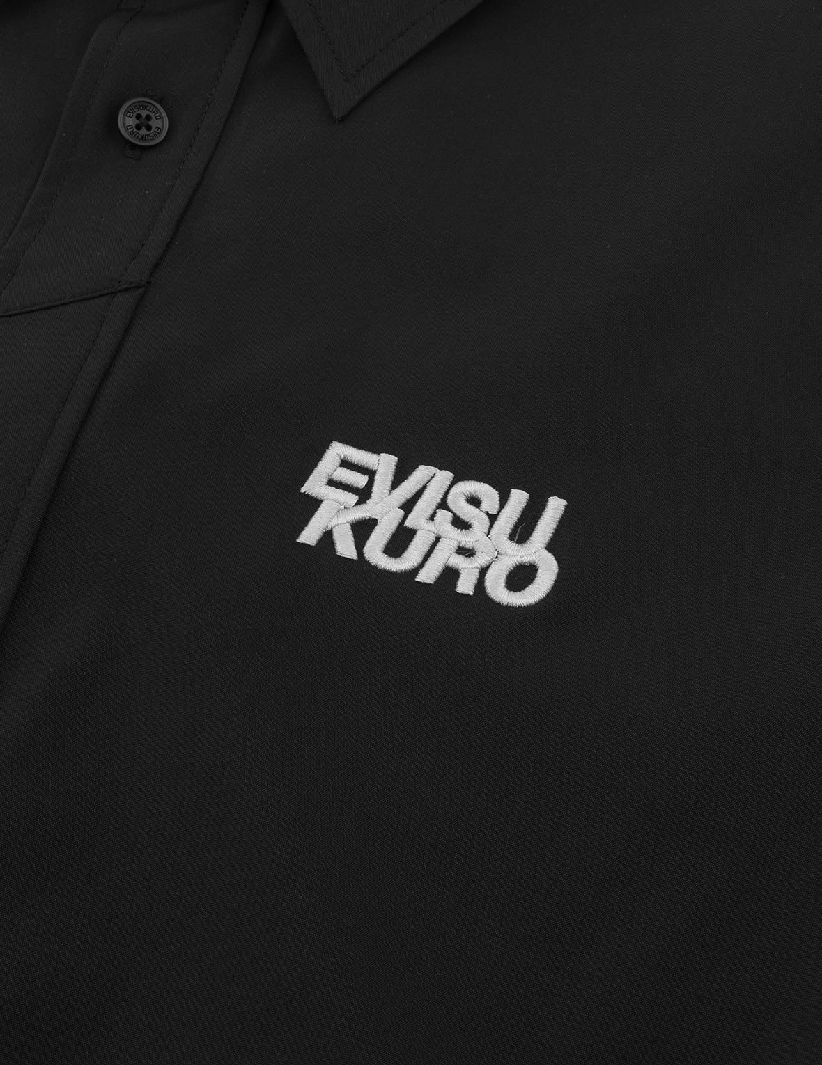 エンボスロゴ リラックスフィット シャツ