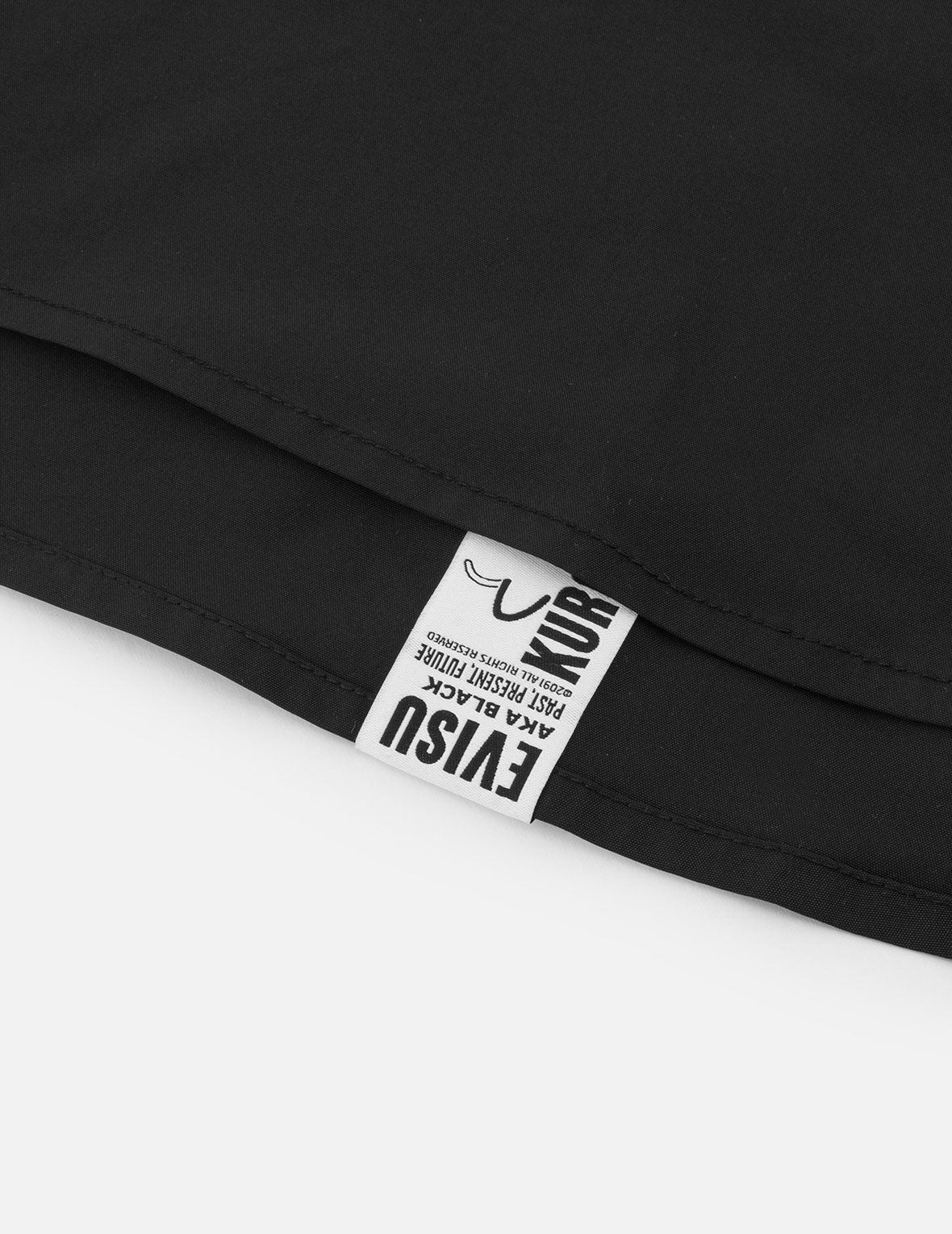 エンボスロゴ リラックスフィット シャツ