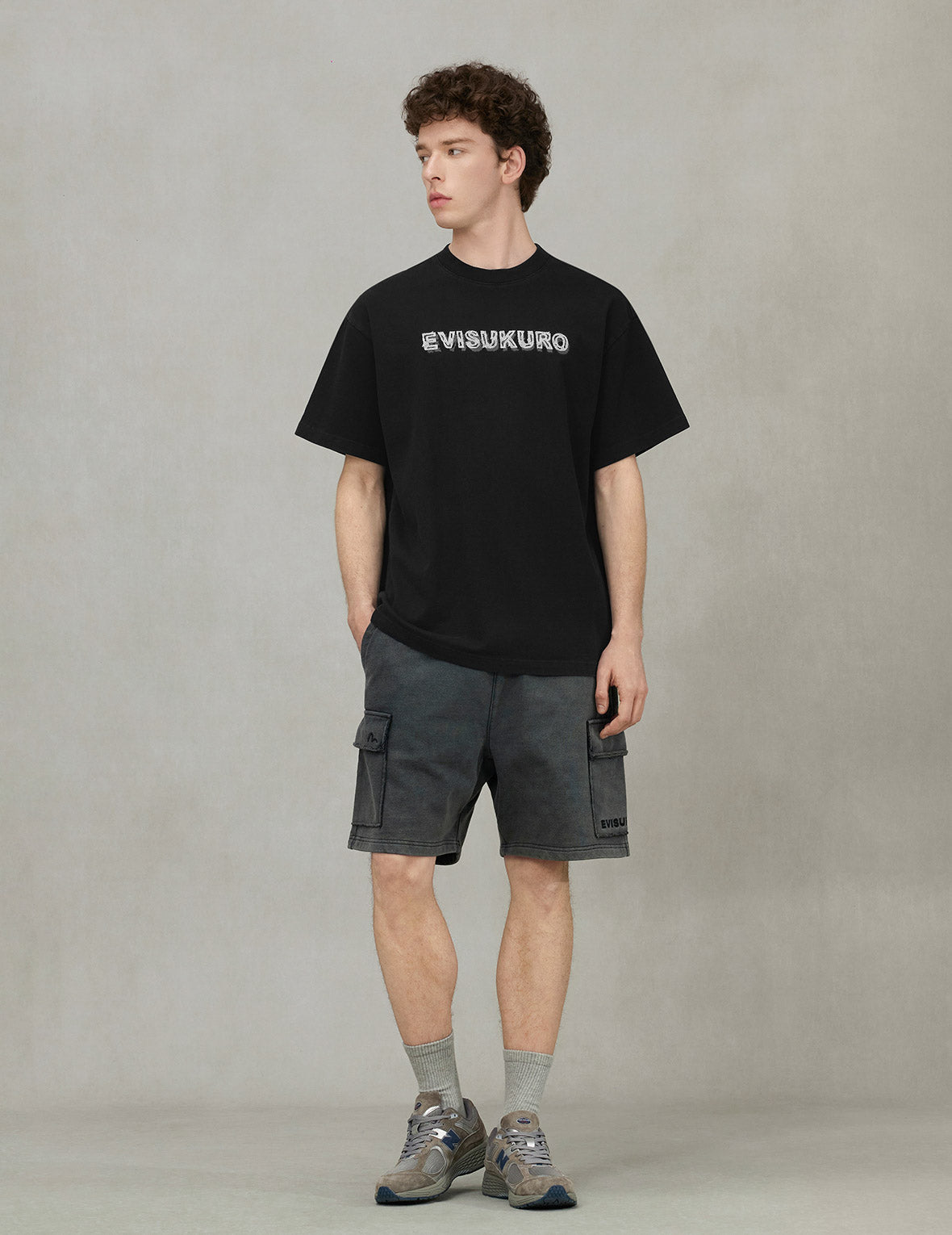 ロゴプリント リラックスフィット Tシャツ