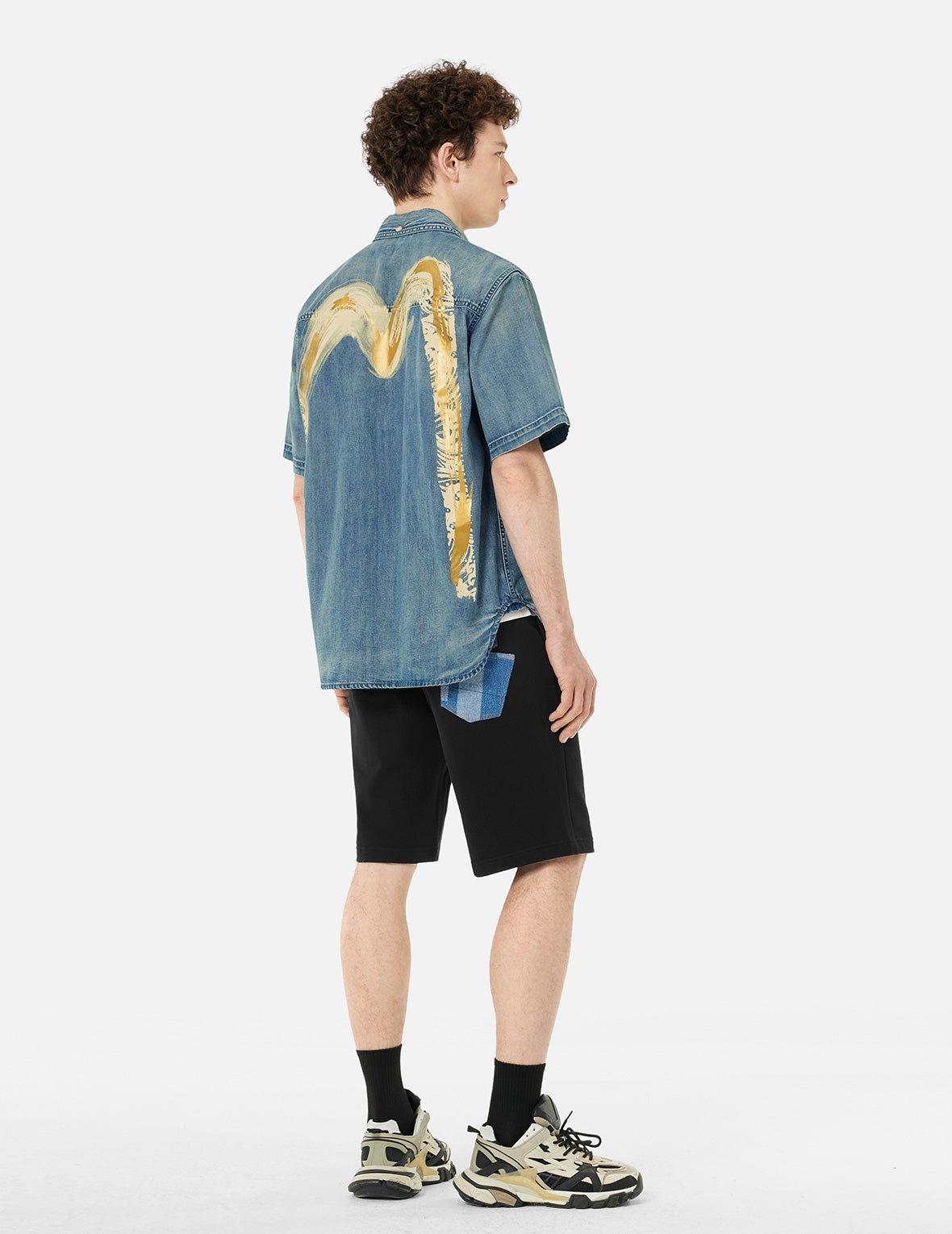 Artistic Brush Daicock Print Relax Fit Denim Short-Sleeves Shirt