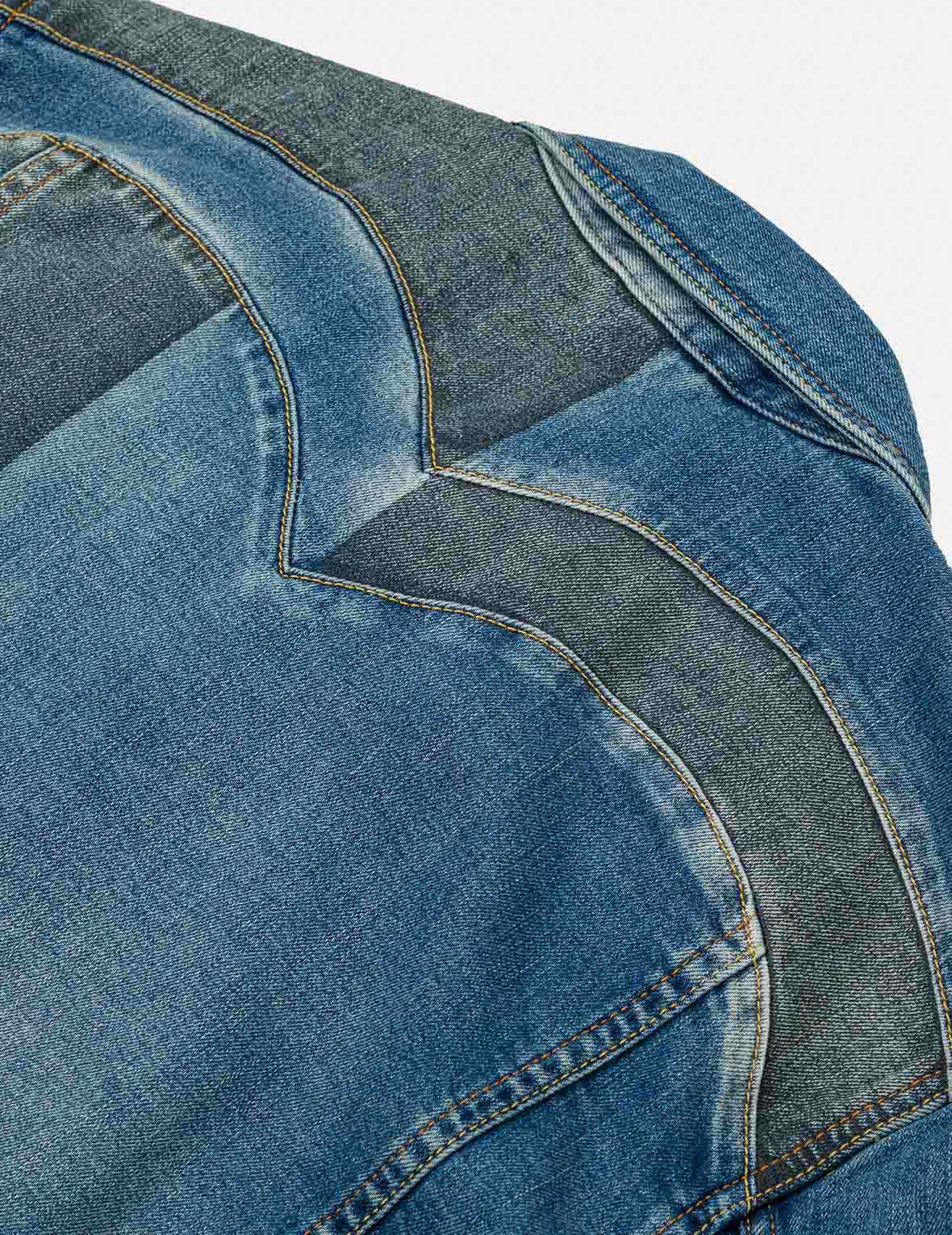 Two-tone Daicock Inserted Regular Fit Denim Jacket