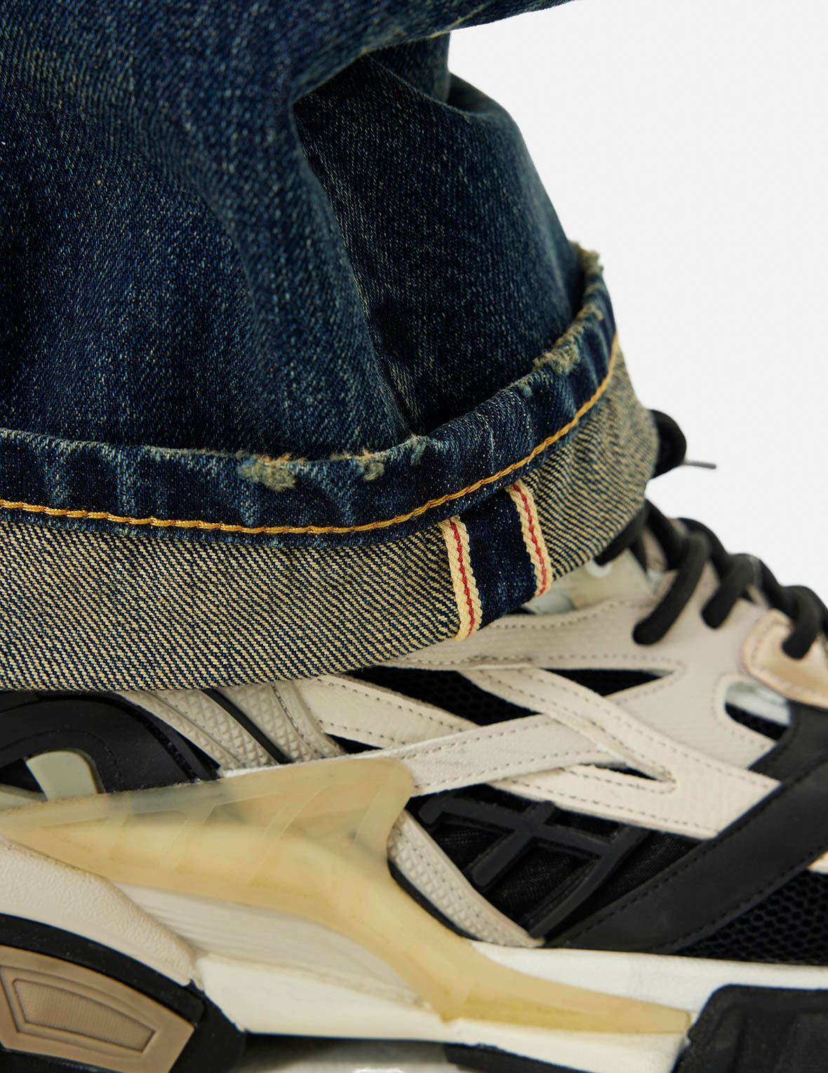 Seagull Appliqué Embroidery Regular Fit Jeans #2000