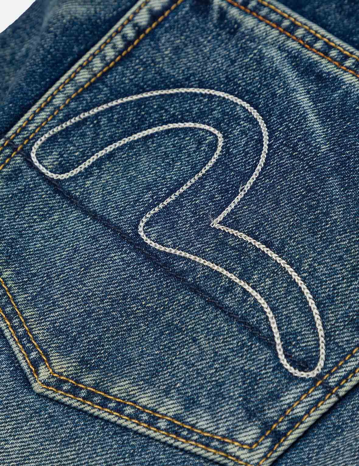 カモメ刺繍と「EVISU SINCE 1991」プリントパッチ キャロットフィット ジーンズ #2017