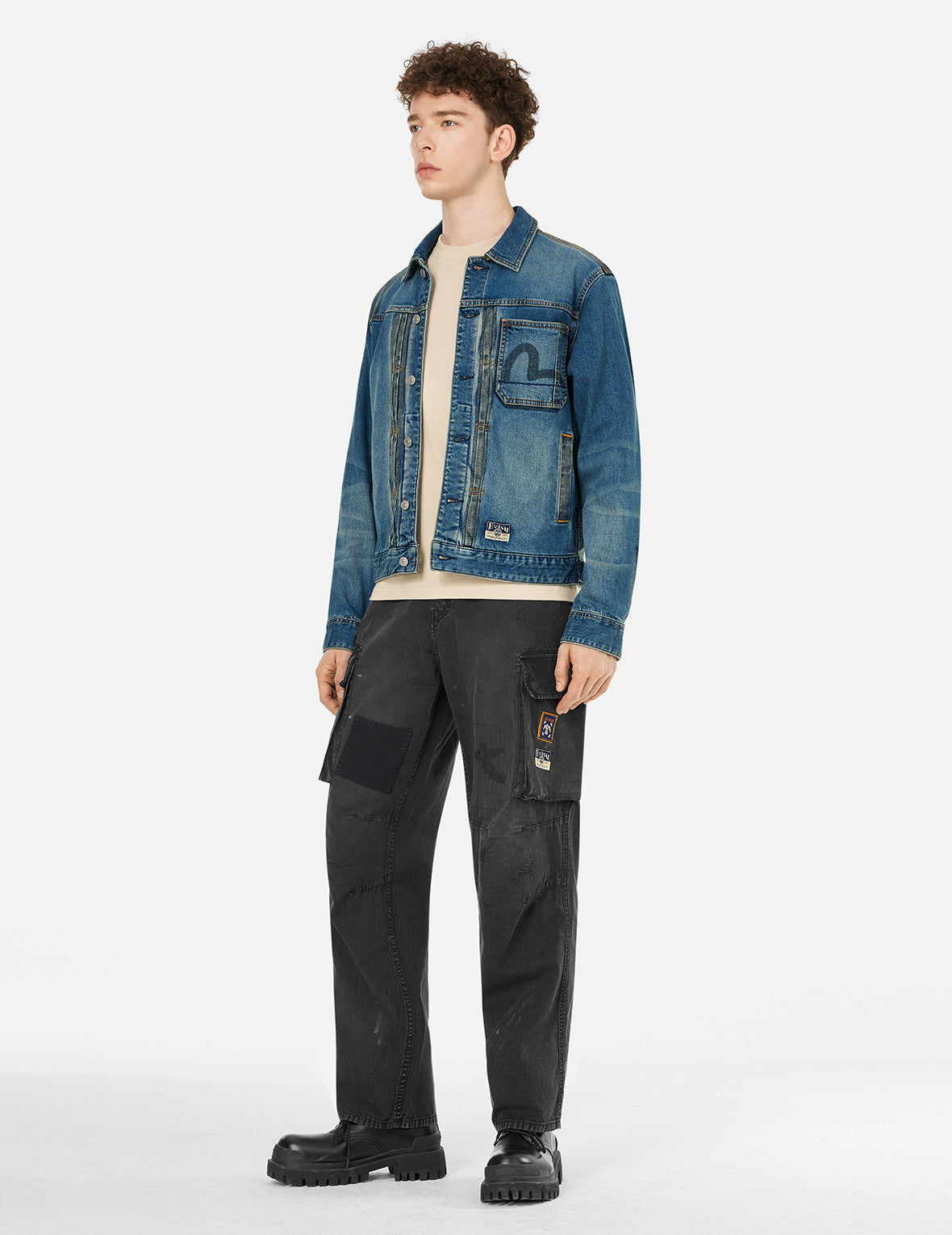 トーテムカモメ刺繍 ストレートフィット カーゴパンツ