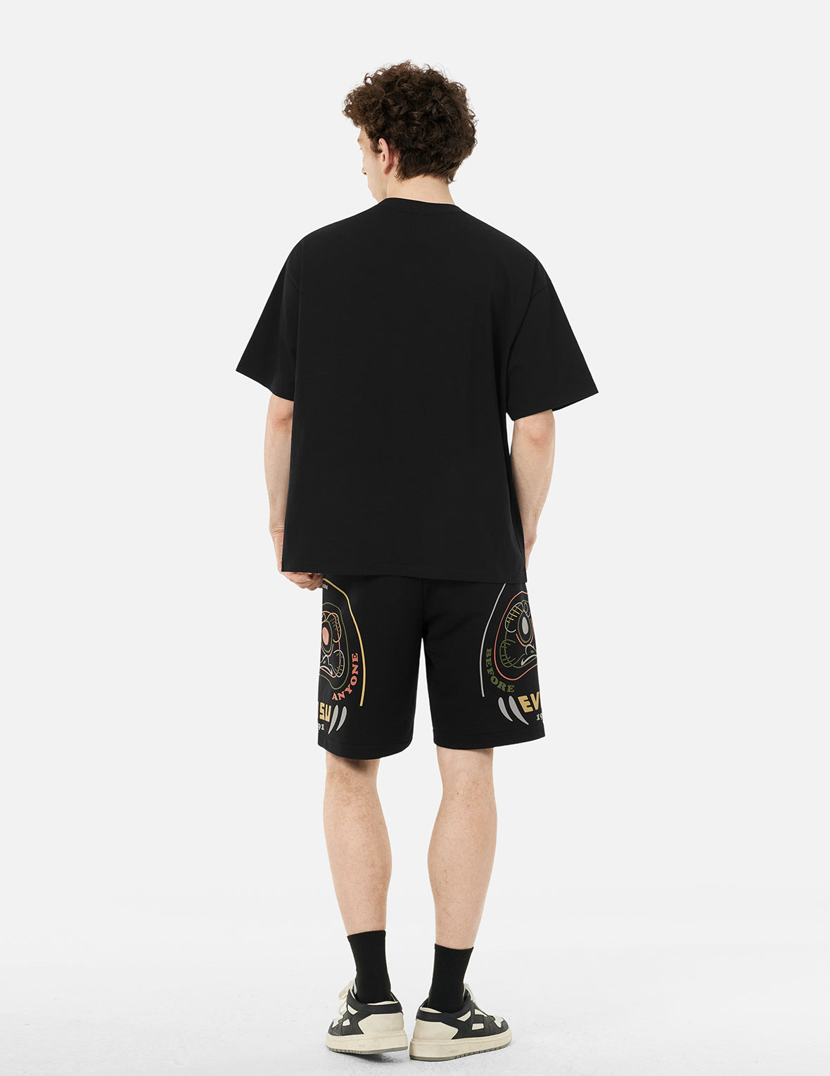 Daruma Print Regular Fit Sweatshorts