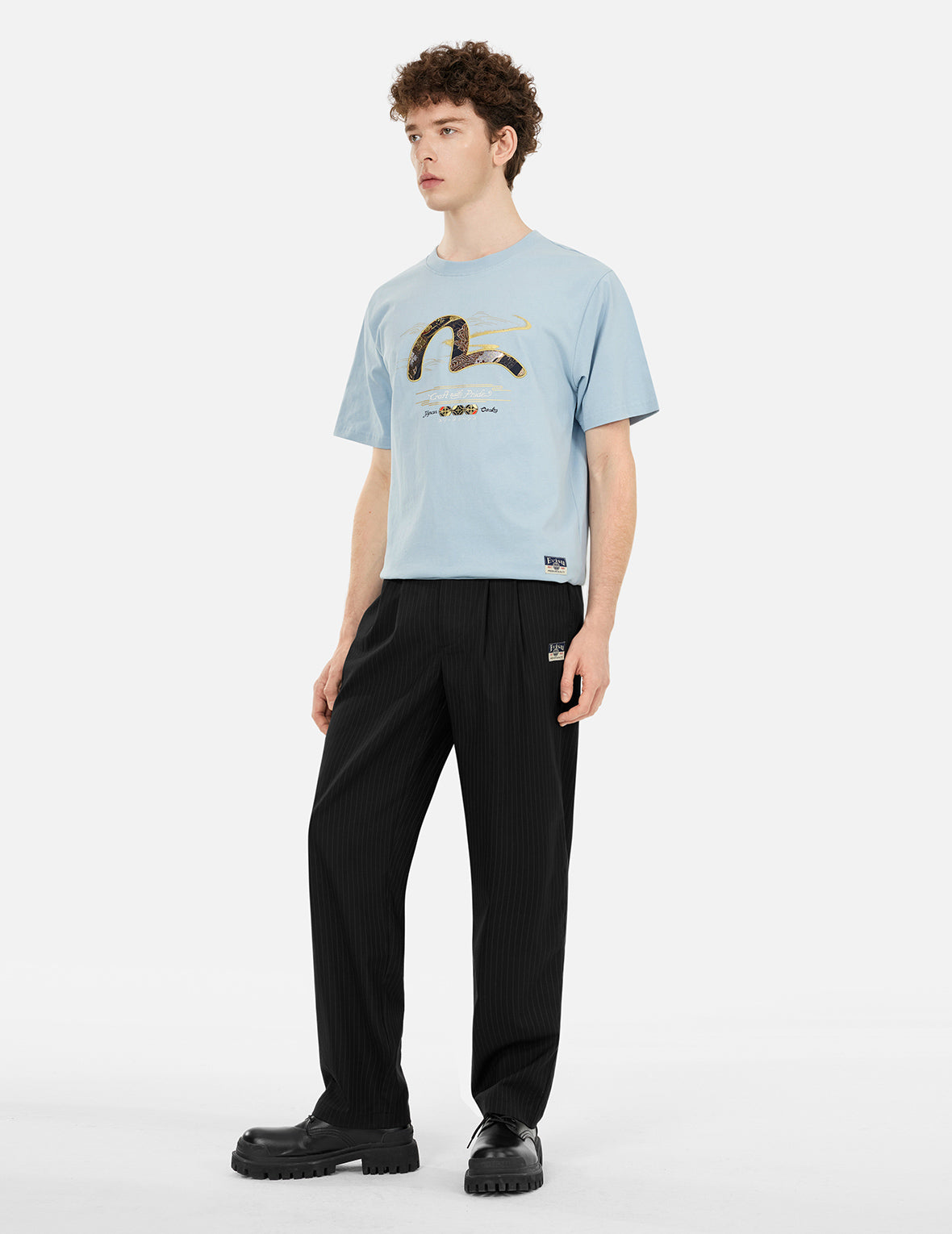 ブロケードカモメアップリケ レギュラーフィットTシャツ