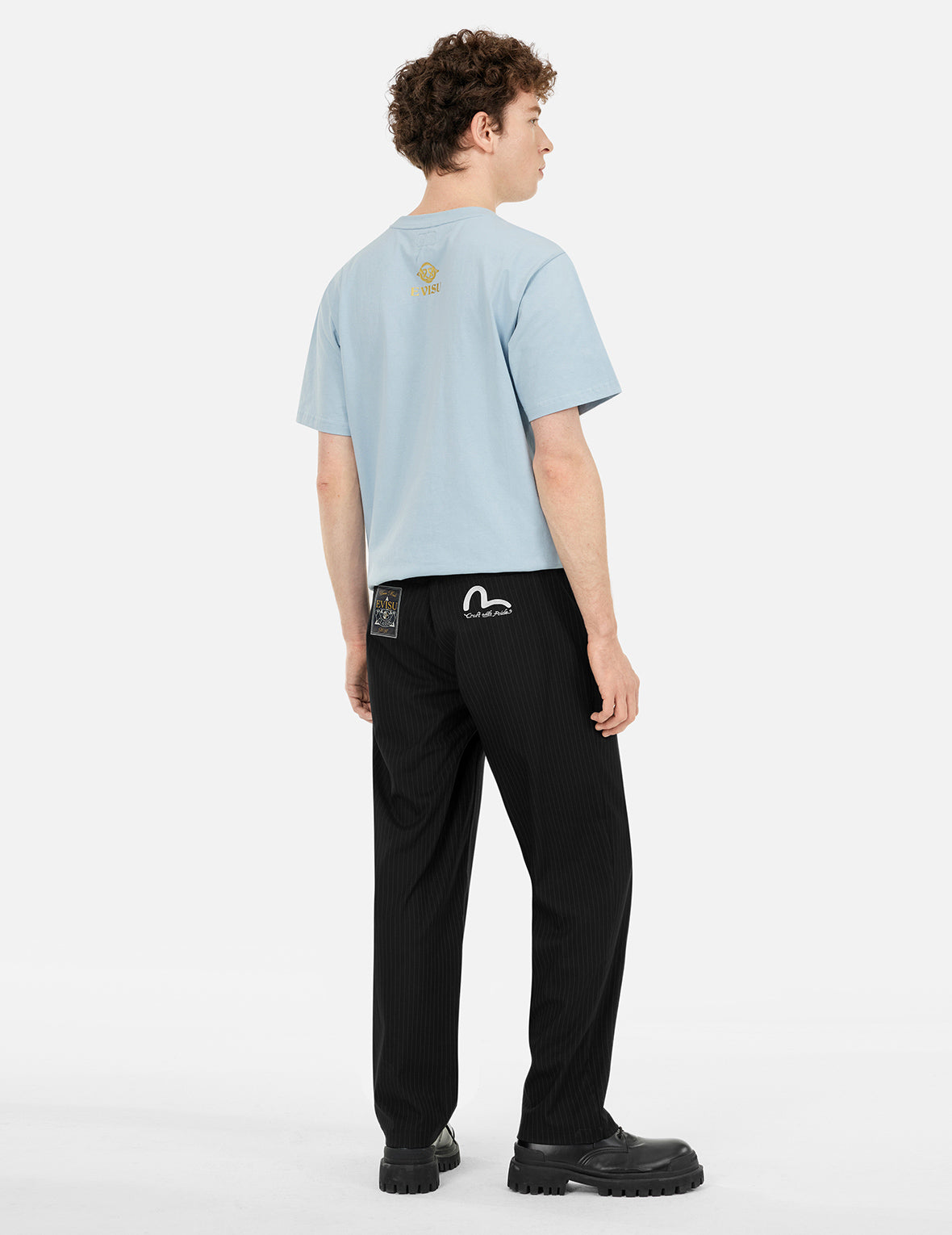 ブロケードカモメアップリケ レギュラーフィットTシャツ