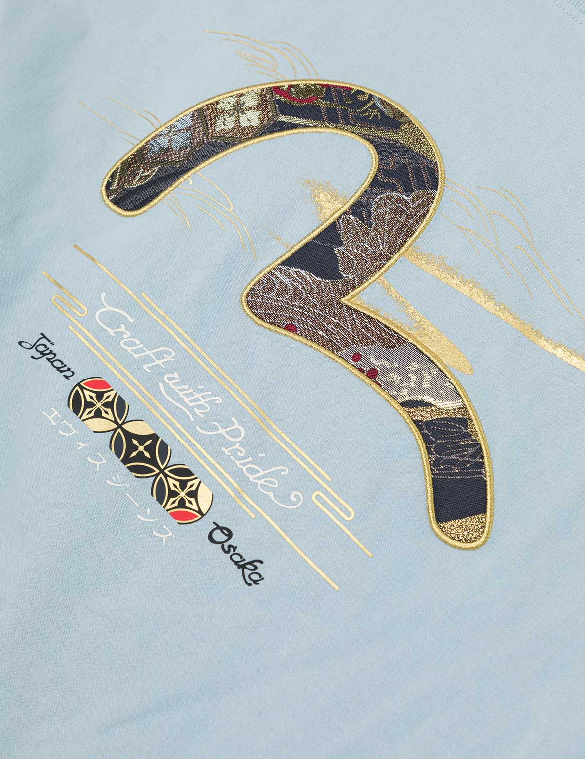ブロケードカモメアップリケ レギュラーフィットTシャツ