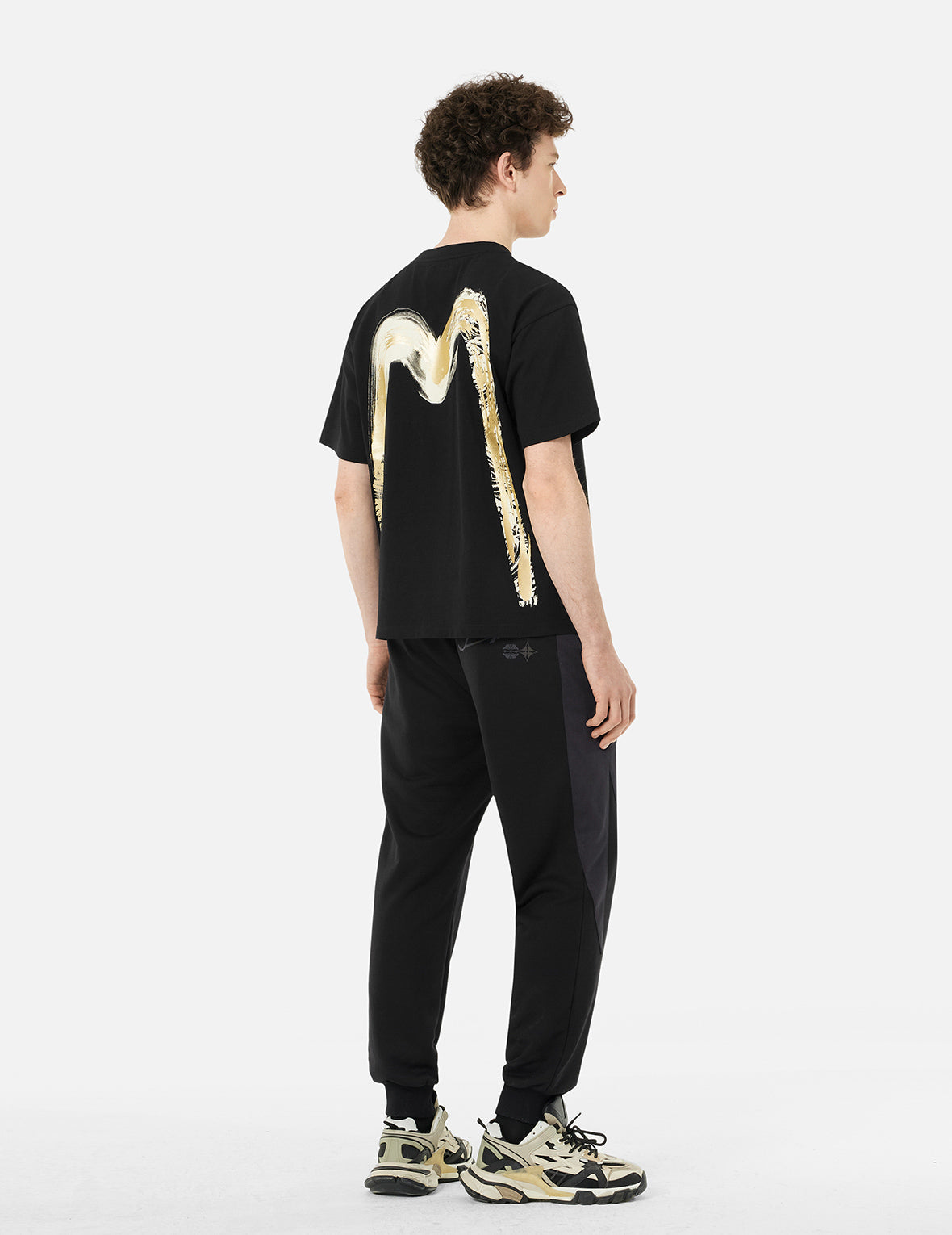 金箔ブラッシュストローク大黒プリント リラックスフィット Tシャツ