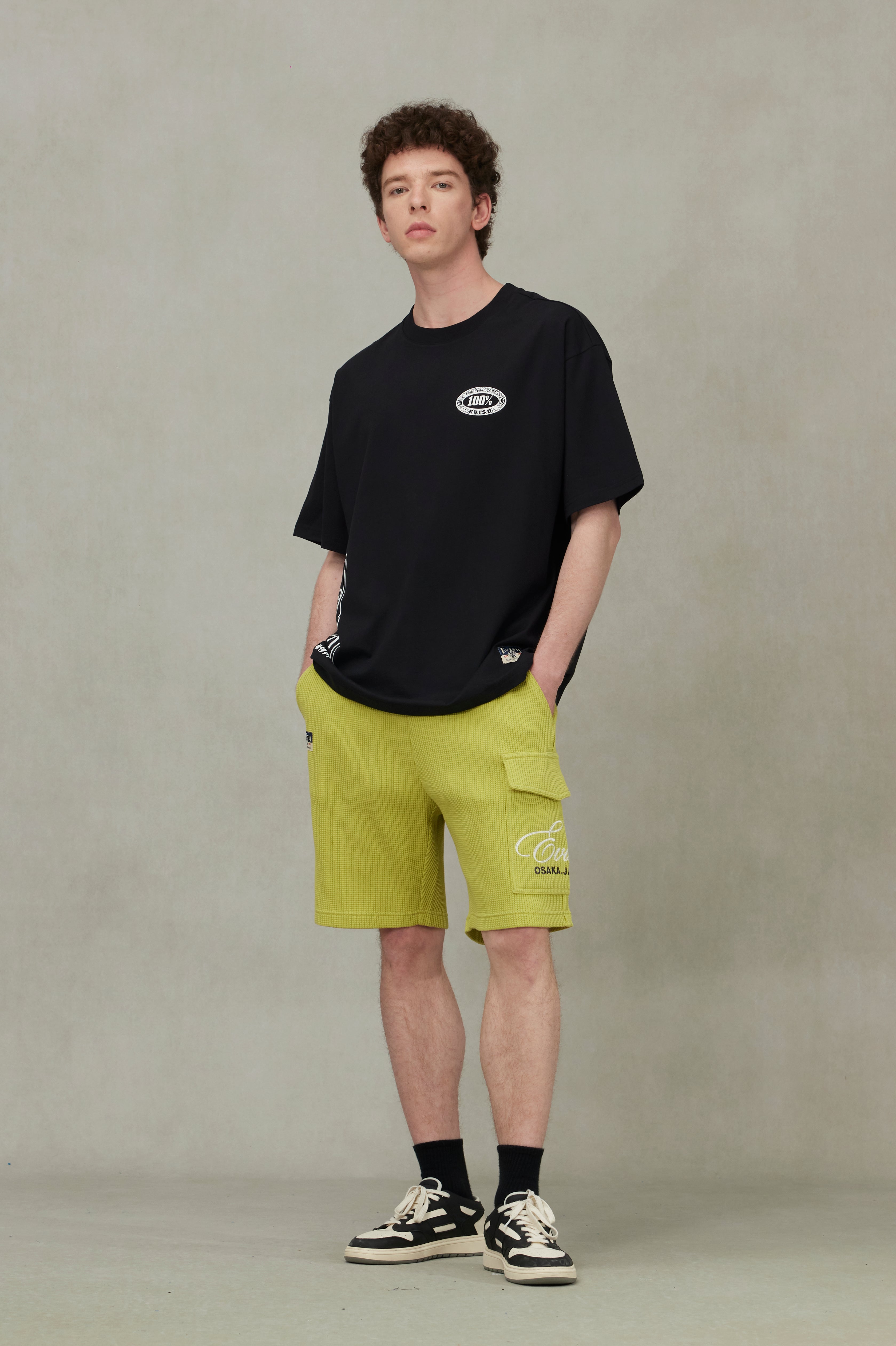 ロゴと大黒プリント ルーズフィット Tシャツ