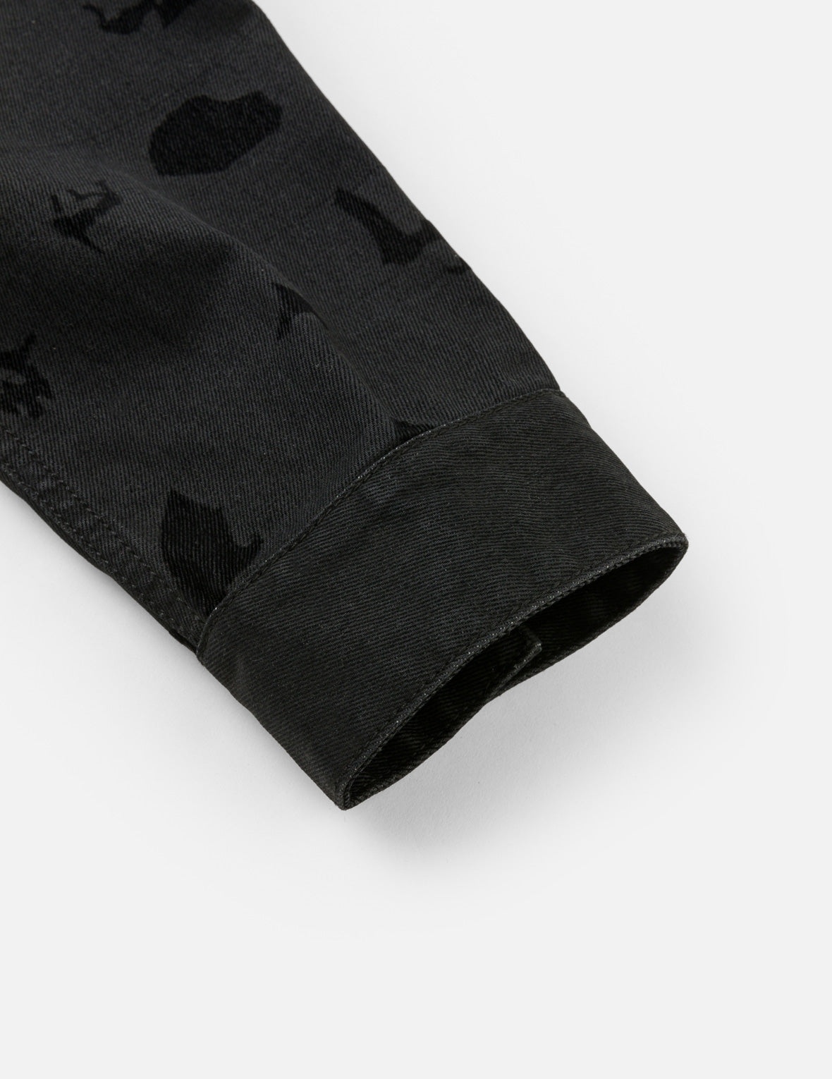 オールオーバースキャッタードフロッキングスカル ジャケット