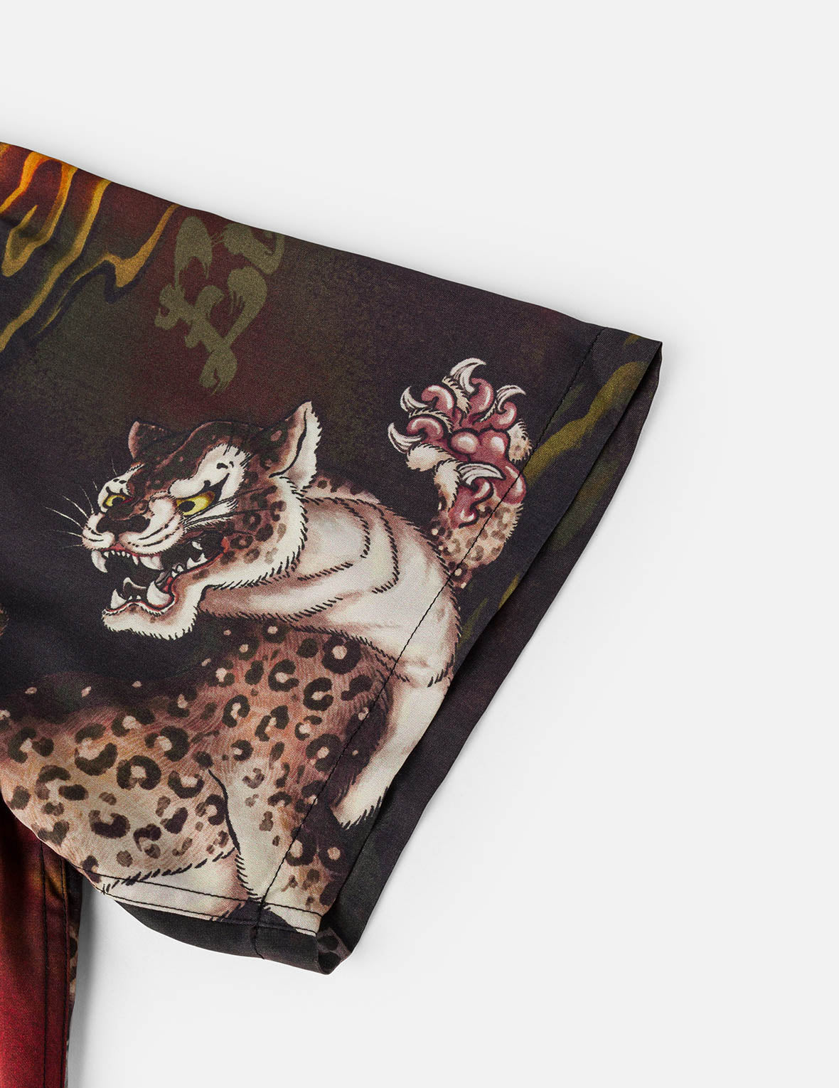 レオパードオールオーバープリント シャツ