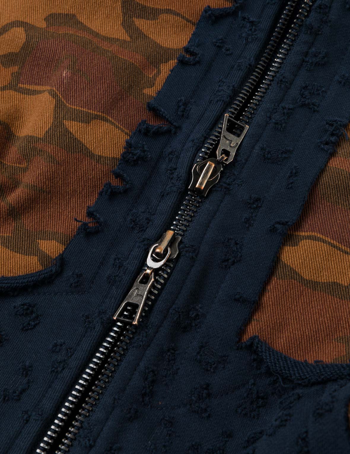 石垣迷彩フーディー