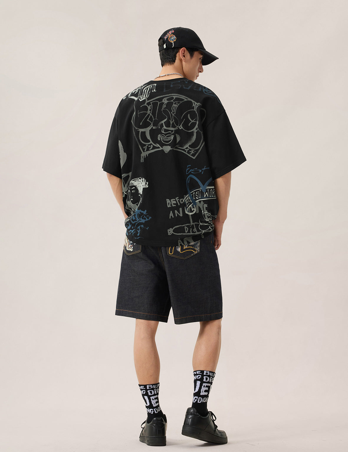 オールオーバーEVISUロゴグラフィック Tシャツ