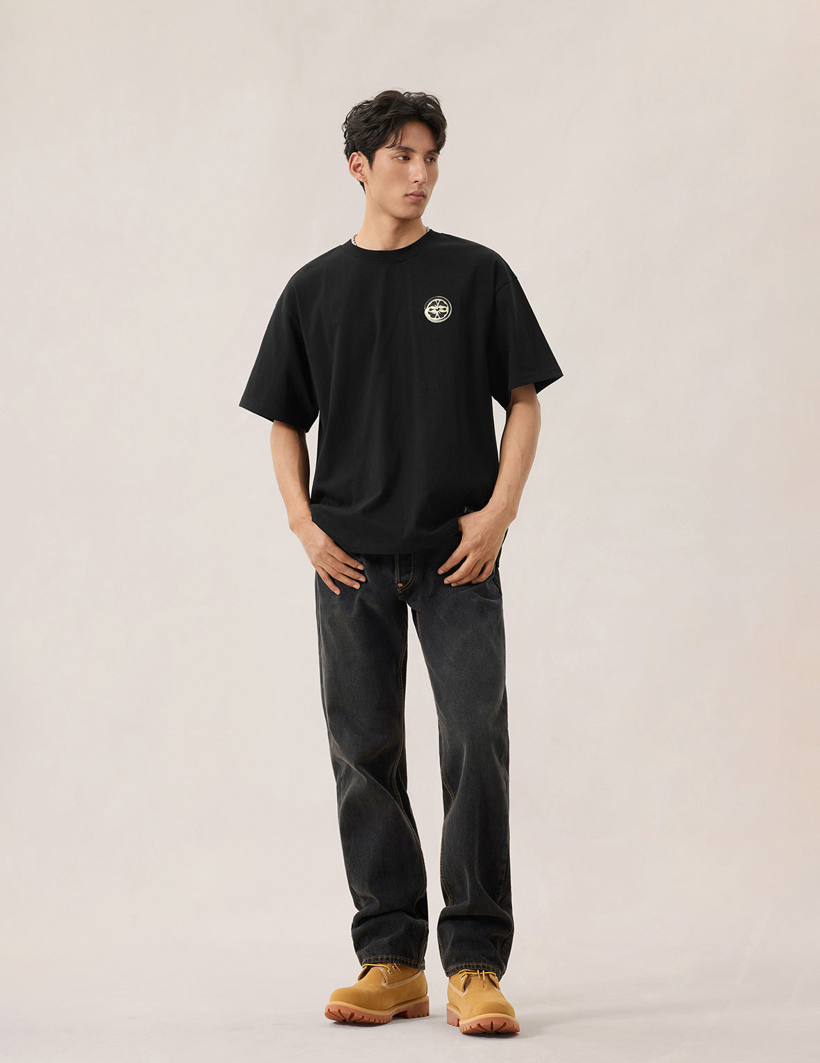 マルチポケット箔プリント Tシャツ
