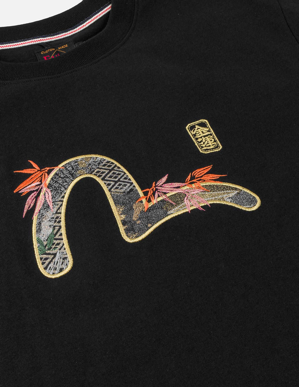 ブロケードカモメアップリケ Tシャツ