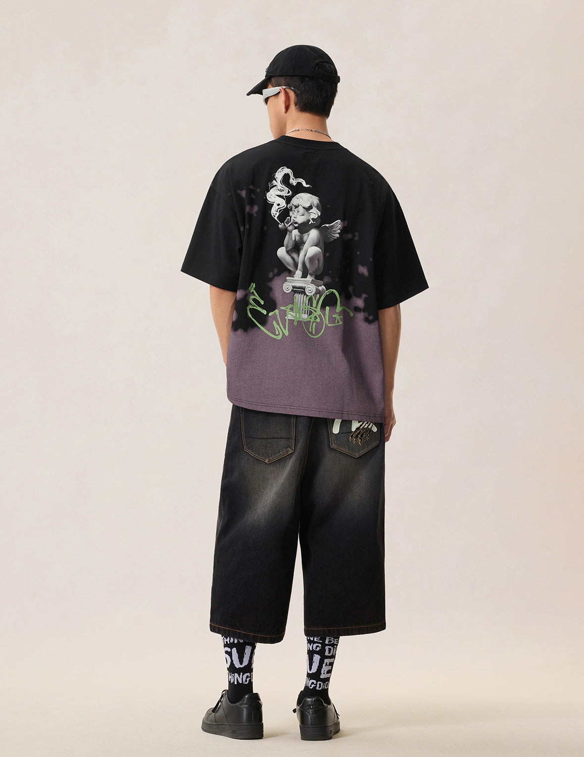 Baby Angel and Graffiti Print Dip-Dye T-shirt
