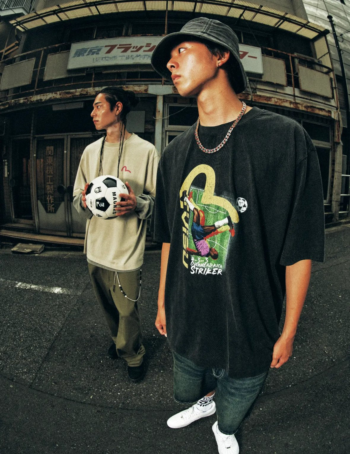 オーバーヘッドキック・ストライカー ウォッシュドTシャツ