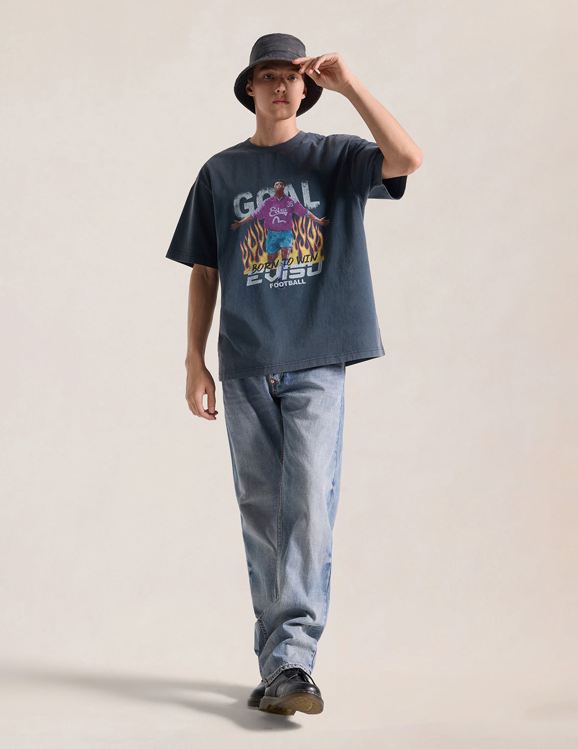 ボーン・トゥ・ウィン ウォッシュドTシャツ
