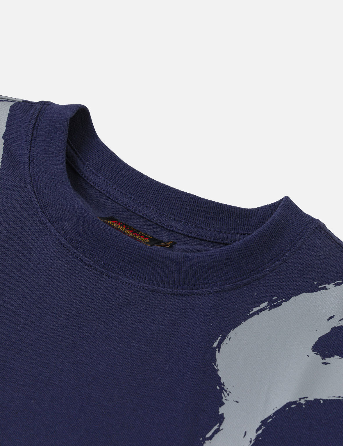 EVISUブラシストローククロスショルダーロゴ Tシャツ