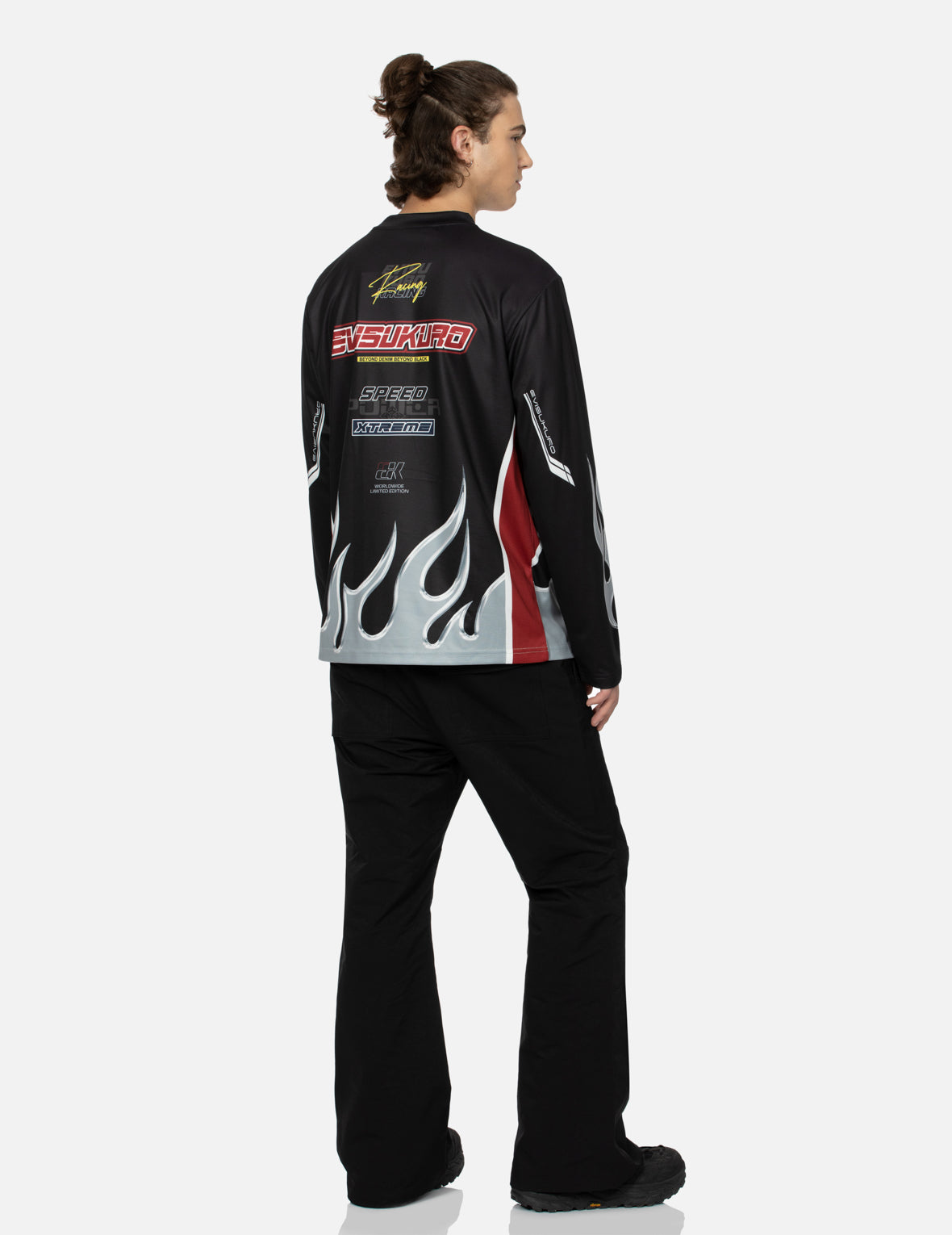 クロムの炎とマルチロゴ レギュラーフィット長袖レーシングTシャツ