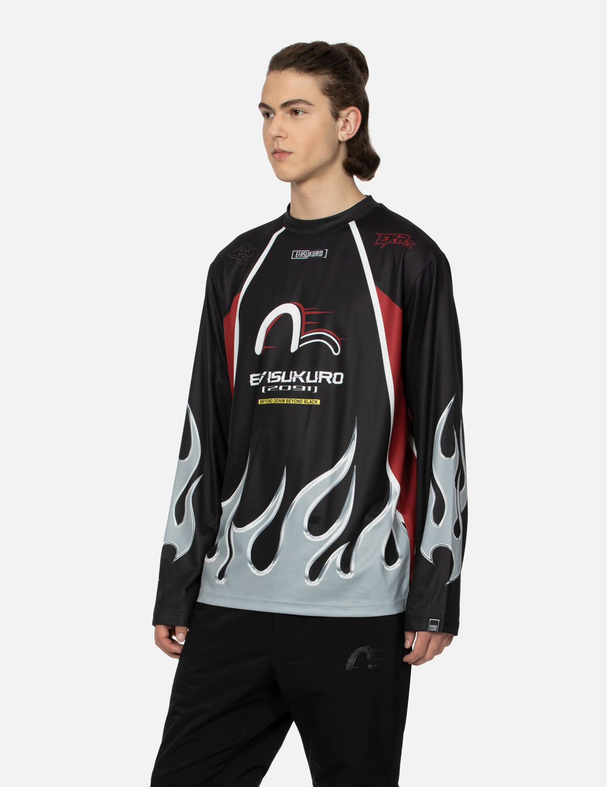 クロムの炎とマルチロゴ レギュラーフィット長袖レーシングTシャツ